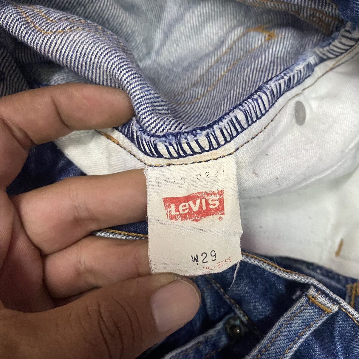 Levi's Steals🔥 Vintage 90s Levis 505 Denim Jeans Size US 26 / EU 42 - 9 Thumbnail