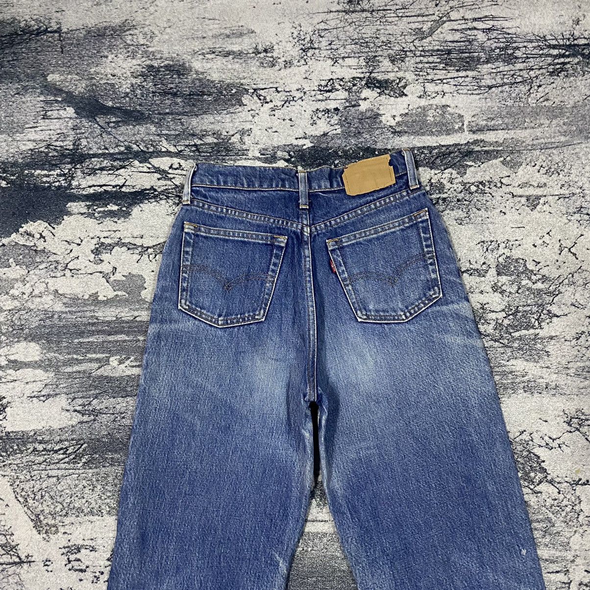 Levi's Steals🔥 Vintage 90s Levis 505 Denim Jeans Size US 26 / EU 42 - 5 Thumbnail