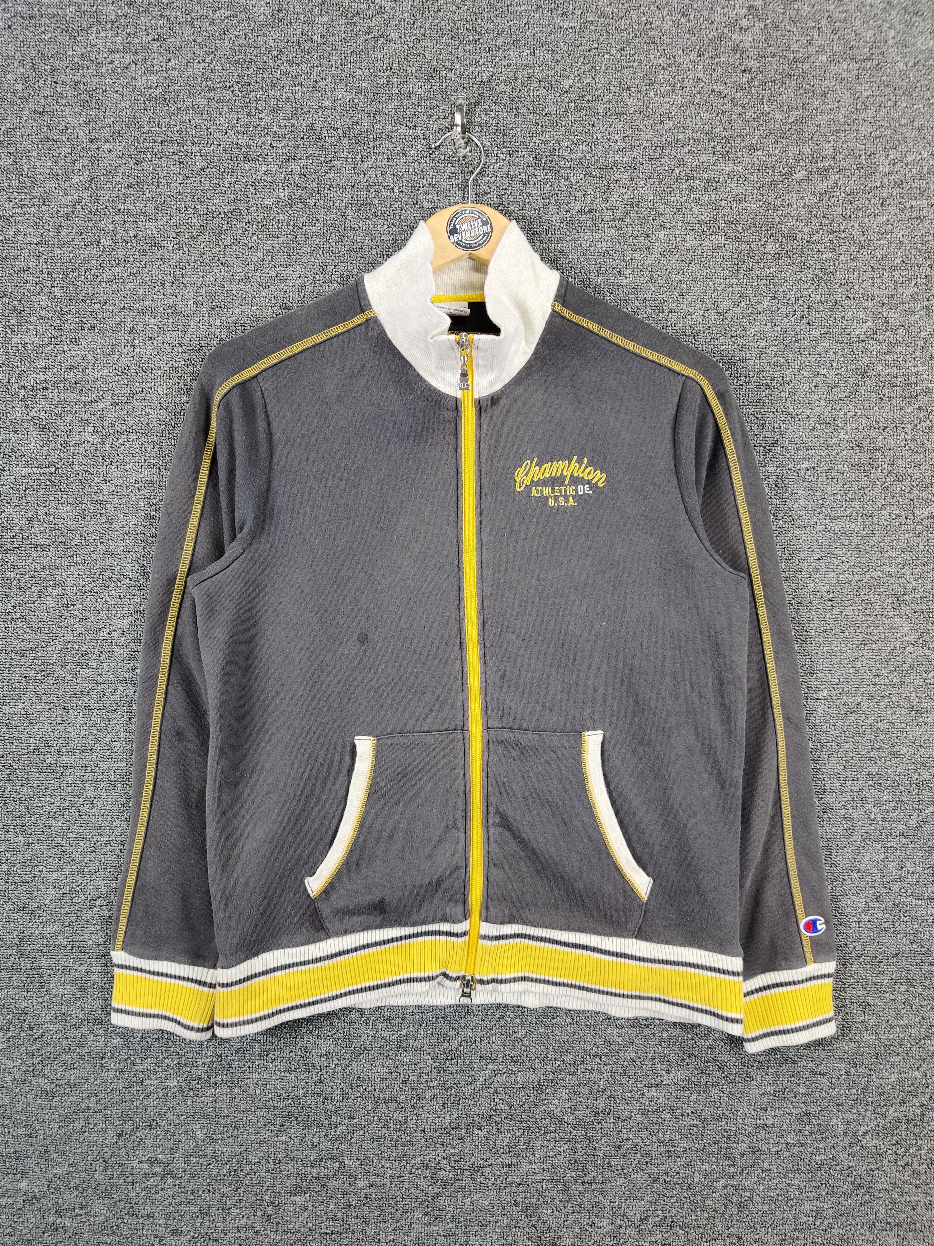 Champion Vintage Champion Sweater Jacket Zipper Size US L / EU 52-54 / 3 - 1 Thumbnail