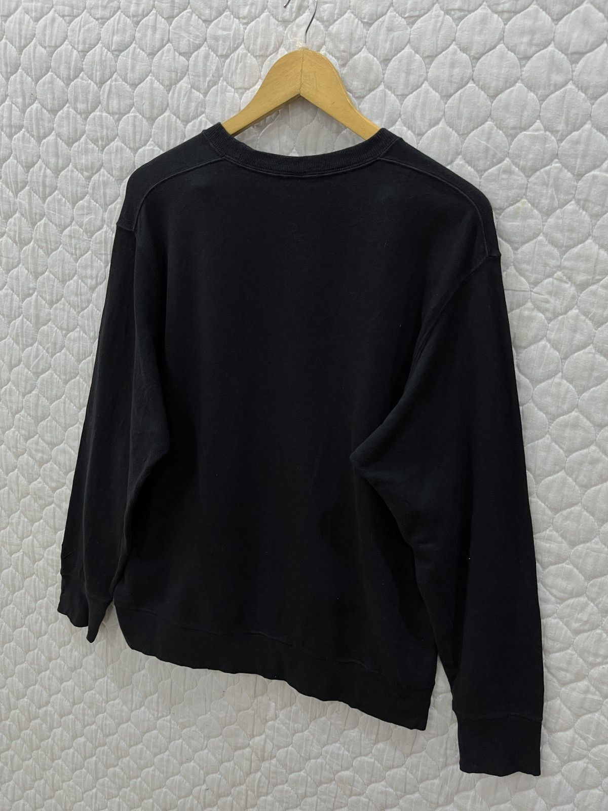 Kaws × Uniqlo (Pppp). KAWS X UT X SESAME STREET SWEATSHIRT Size US M / EU 48-50 / 2 - 9 Thumbnail