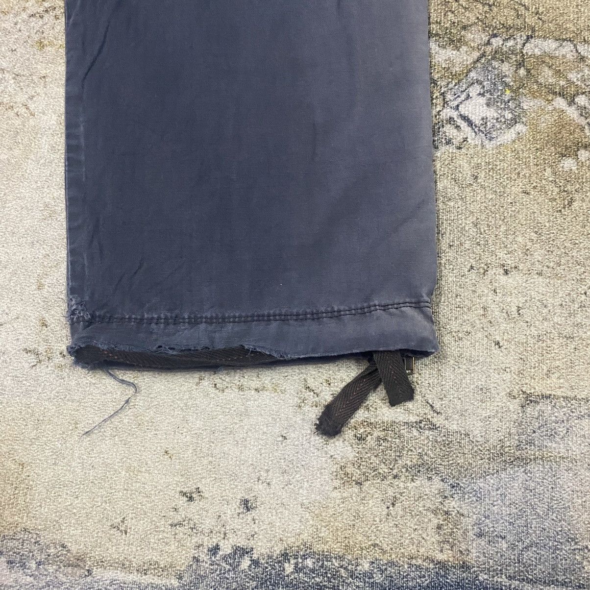 If Six Was Nine × Japanese Brand × Vintage Vintage OG Japanese Uniqlo Big Pocket Distressed Cargo Pant Size US 38 / EU 54 - 11 Thumbnail