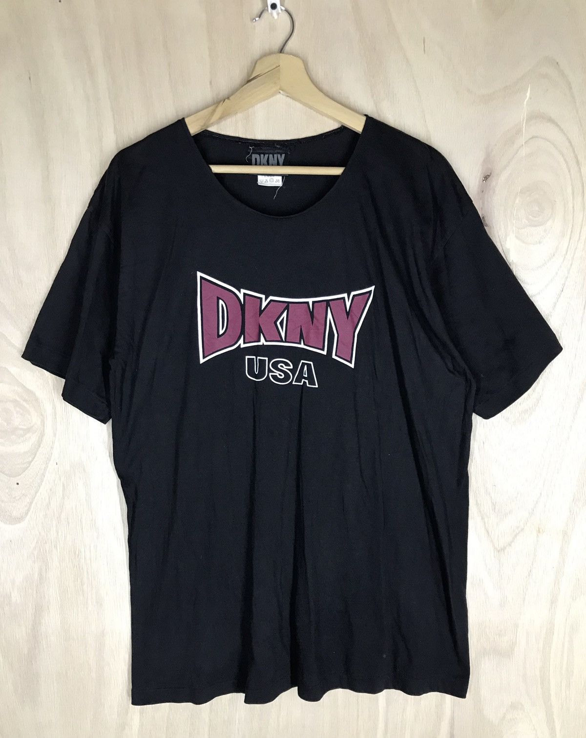 Vintage DKNY NYC T-shirt sz L popular M Donna Karen sport