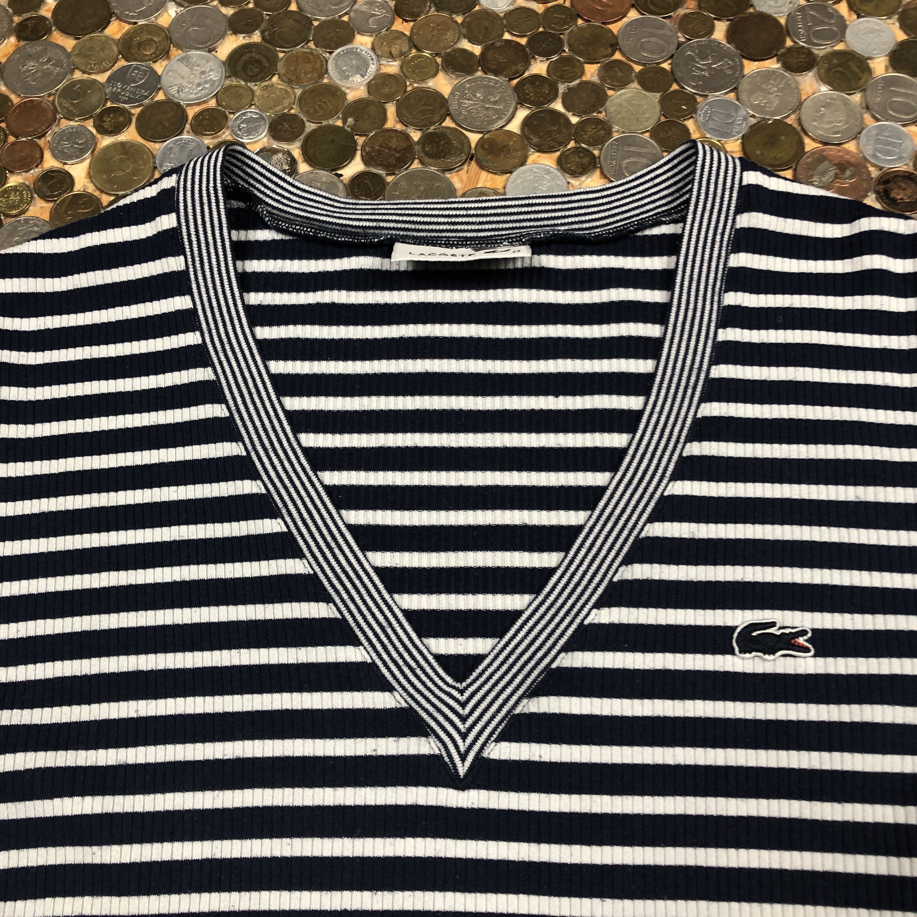 Lacoste Lacoste V neck Strip Tee T-shirt Size US XS / EU 42 / 0 - 2 Thumbnail