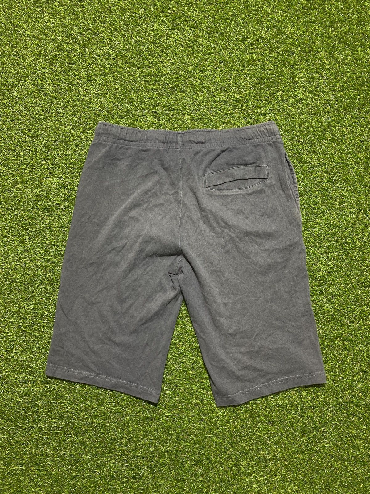 Nike Vintage Nike shorts streetwear swoosh casual y2k size S Size US 30 / EU 46 - 4 Thumbnail
