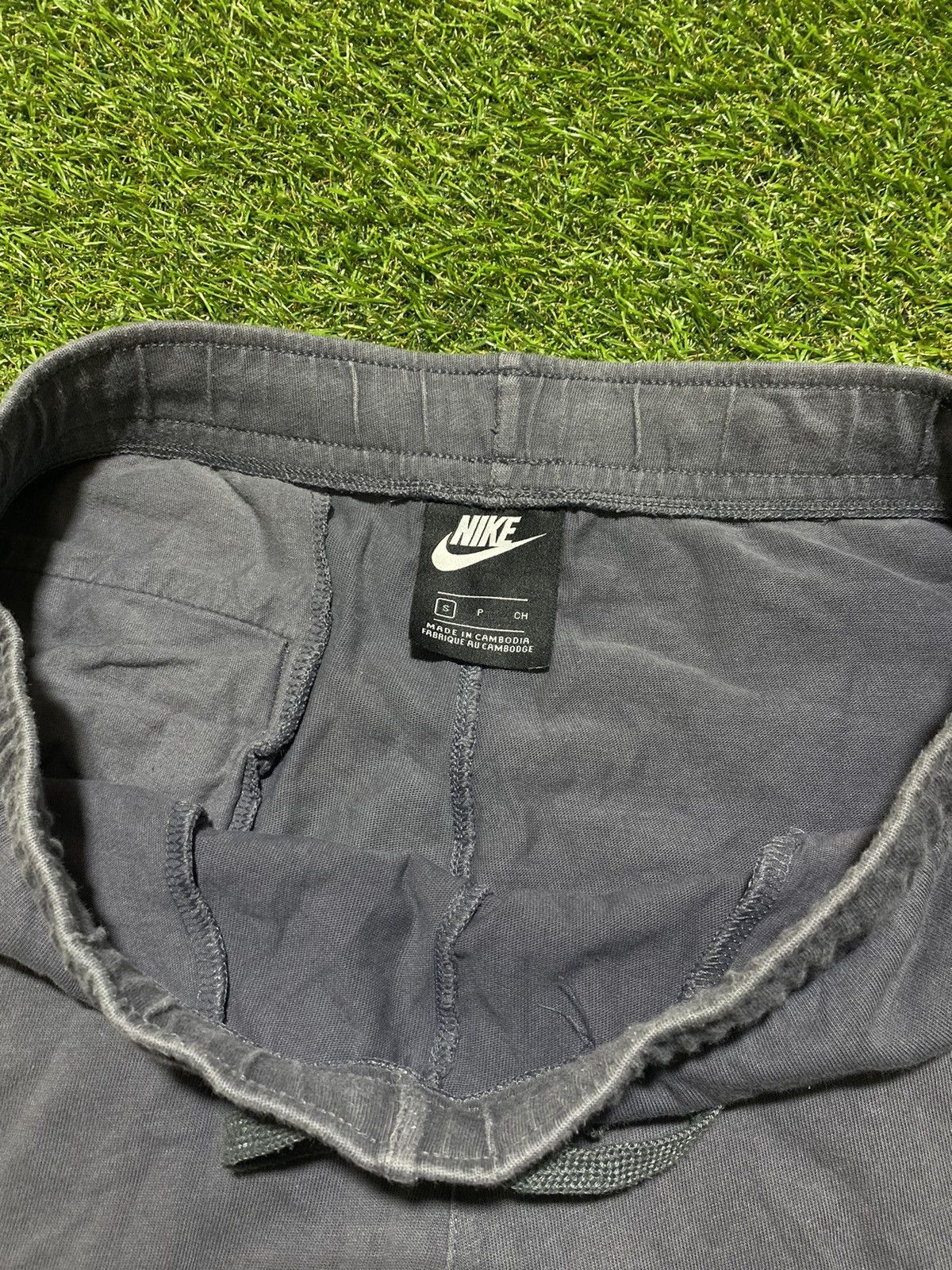 Nike Vintage Nike shorts streetwear swoosh casual y2k size S Size US 30 / EU 46 - 5 Thumbnail