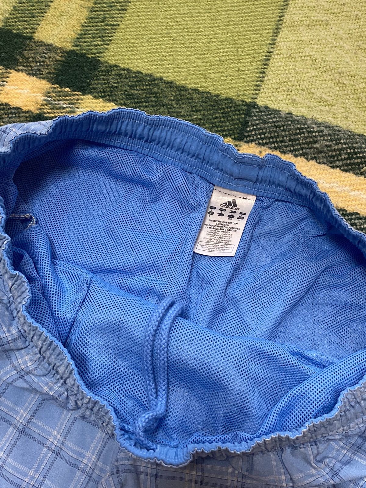 Adidas Vintage Adidas shorts streetwear y2k casual style size L Size US 34 / EU 50 - 4 Thumbnail