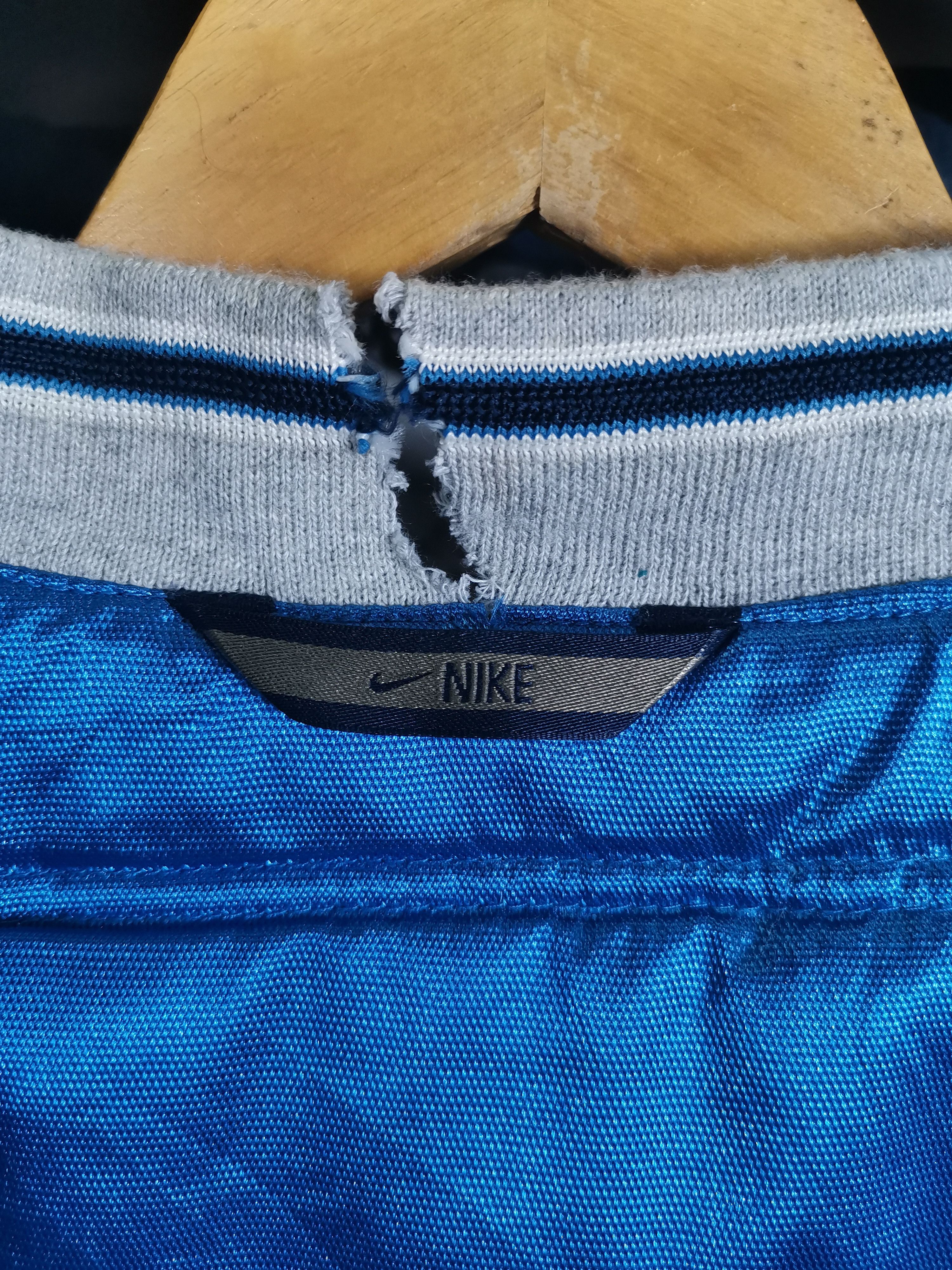 Nike Trashed Vintage 90s Nike Puffer Vest Distressed Size US XL / EU 56 / 4 - 5 Thumbnail