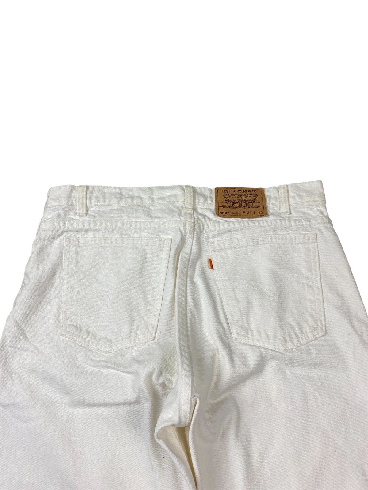 Levi's × Levi's Vintage Clothing Vintage 80s Levi’s 550 Orange Tab White Denim Jeans Size US 34 / EU 50 - 4 Thumbnail