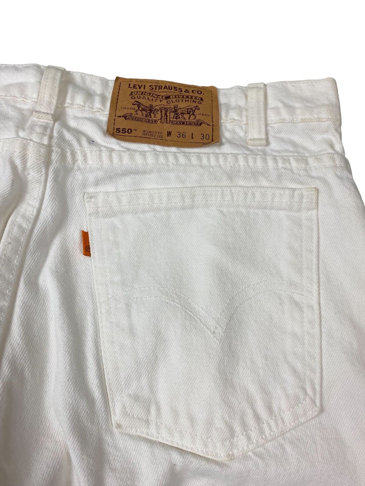 Levi's × Levi's Vintage Clothing Vintage 80s Levi’s 550 Orange Tab White Denim Jeans Size US 34 / EU 50 - 6 Thumbnail
