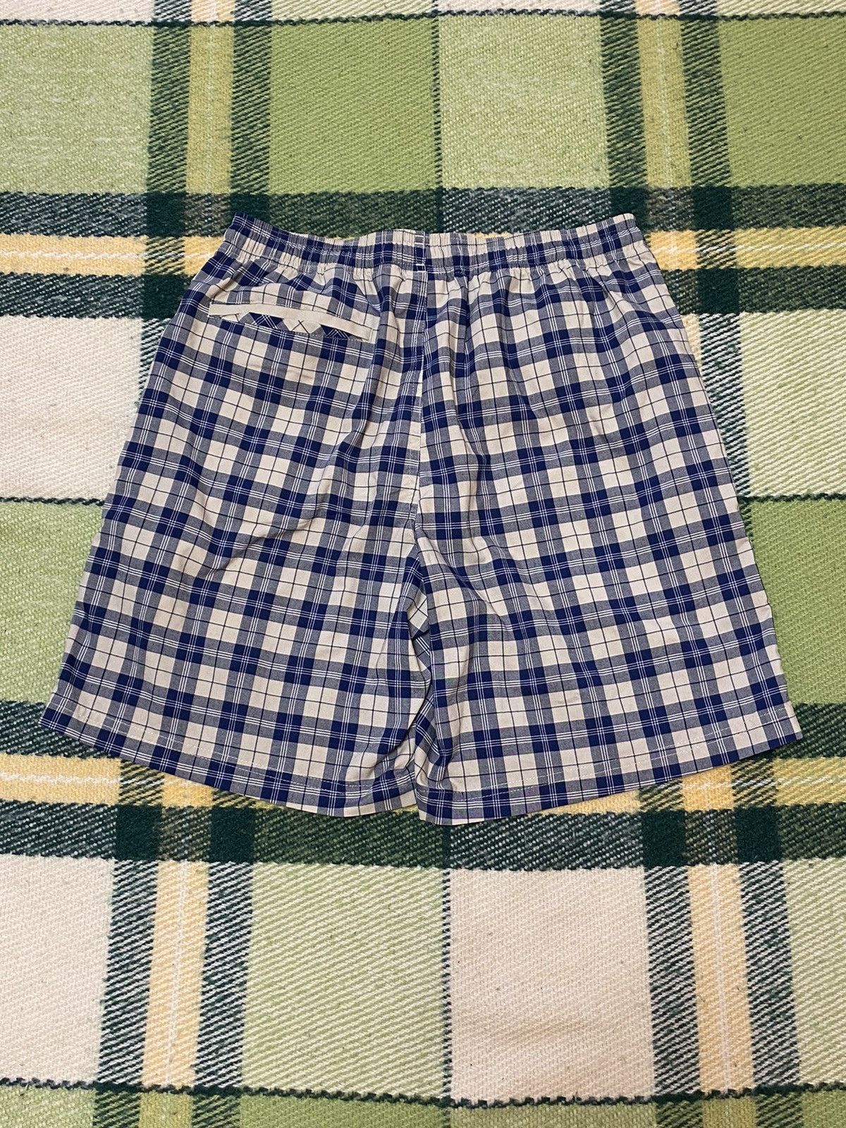 Adidas Vintage Adidas shorts streetwear y2k casual style size S Size US 30 / EU 46 - 3 Thumbnail