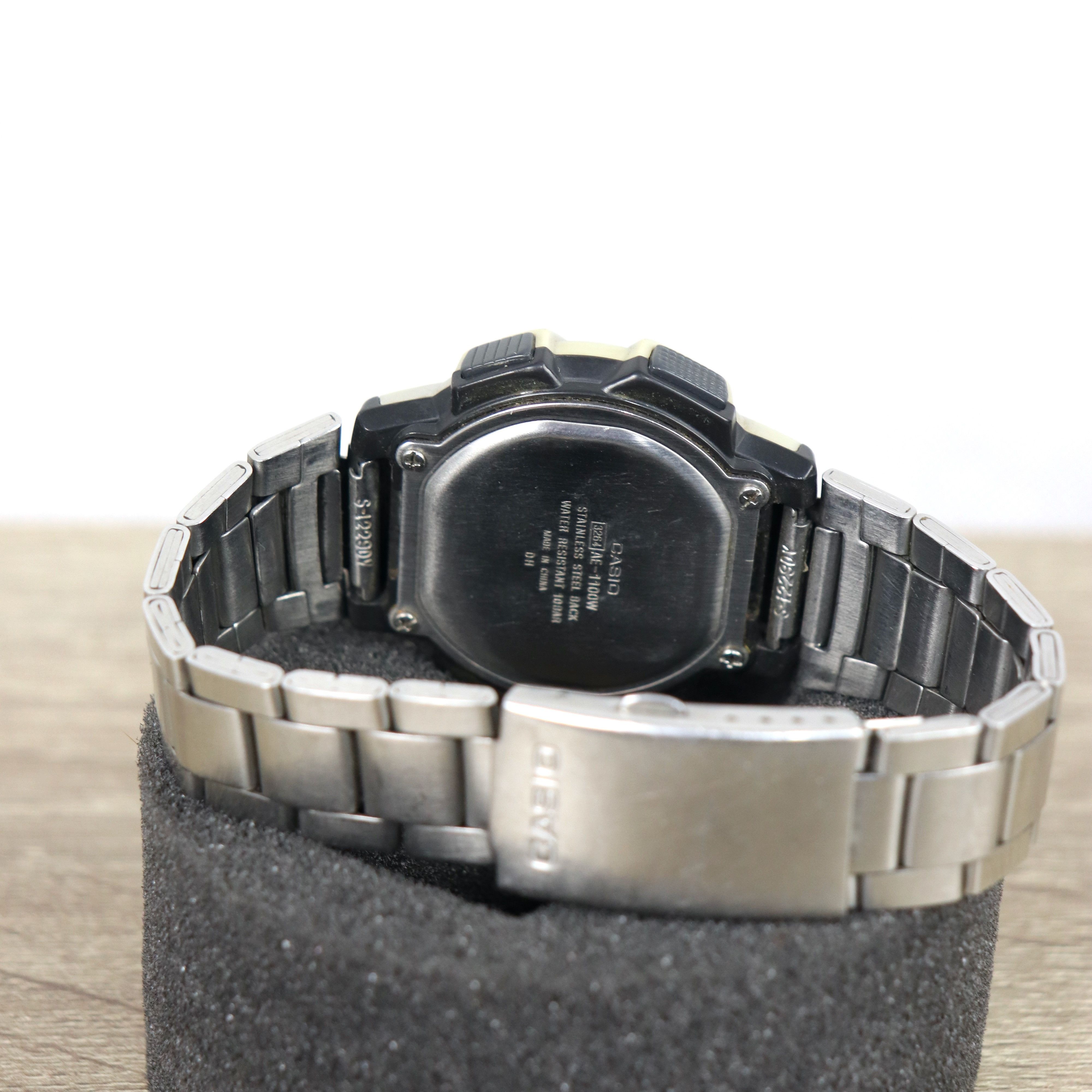 Casio Casio worldwide clocks watches Size ONE SIZE - 6 Thumbnail