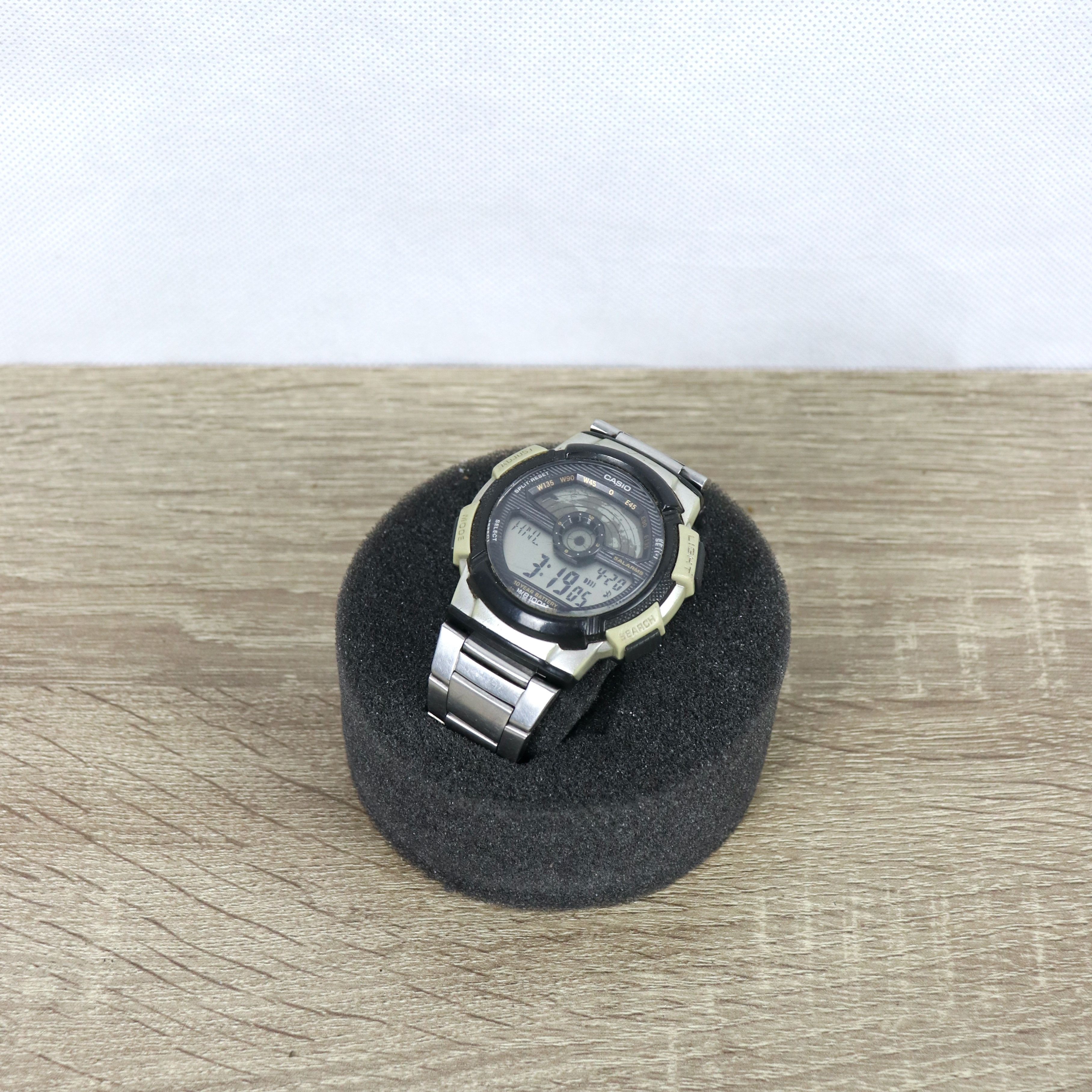 Casio Casio worldwide clocks watches Size ONE SIZE - 3 Thumbnail