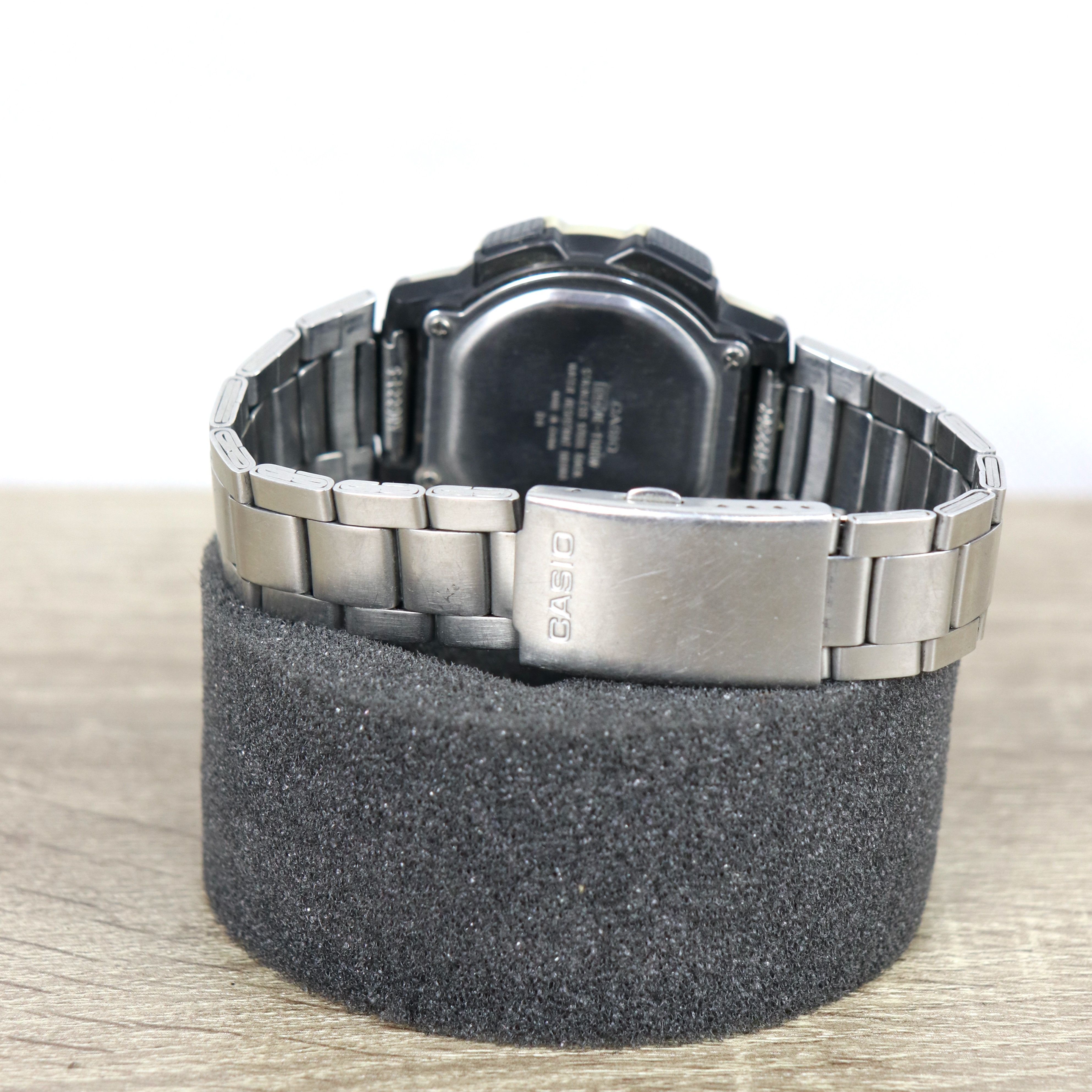Casio Casio worldwide clocks watches Size ONE SIZE - 5 Thumbnail