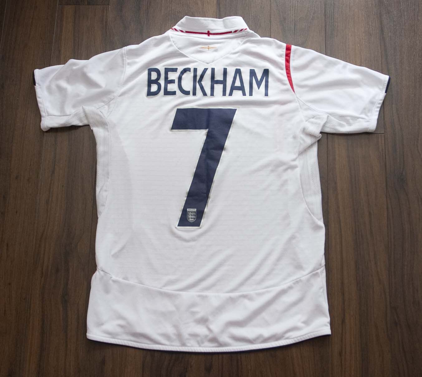 Umbro David Beckman Jersey Umbro 2005-2007 England Size S Size US S / EU 44-46 / 1 - 1 Thumbnail