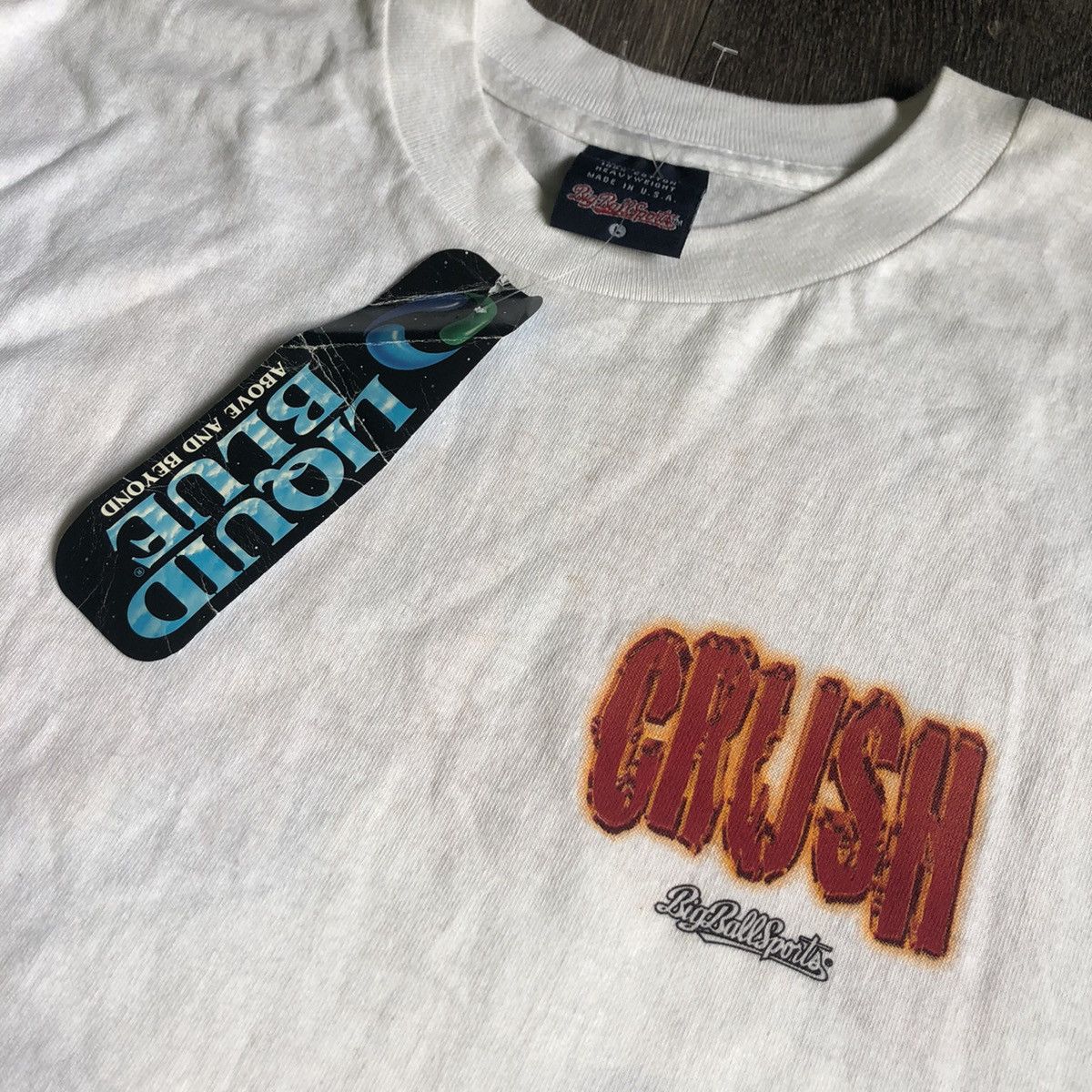 Liquid Blue Vintage 90s Liquid Blue Big Ball Sports Soccer Crush T Shirt Size US L / EU 52-54 / 3 - 4 Thumbnail
