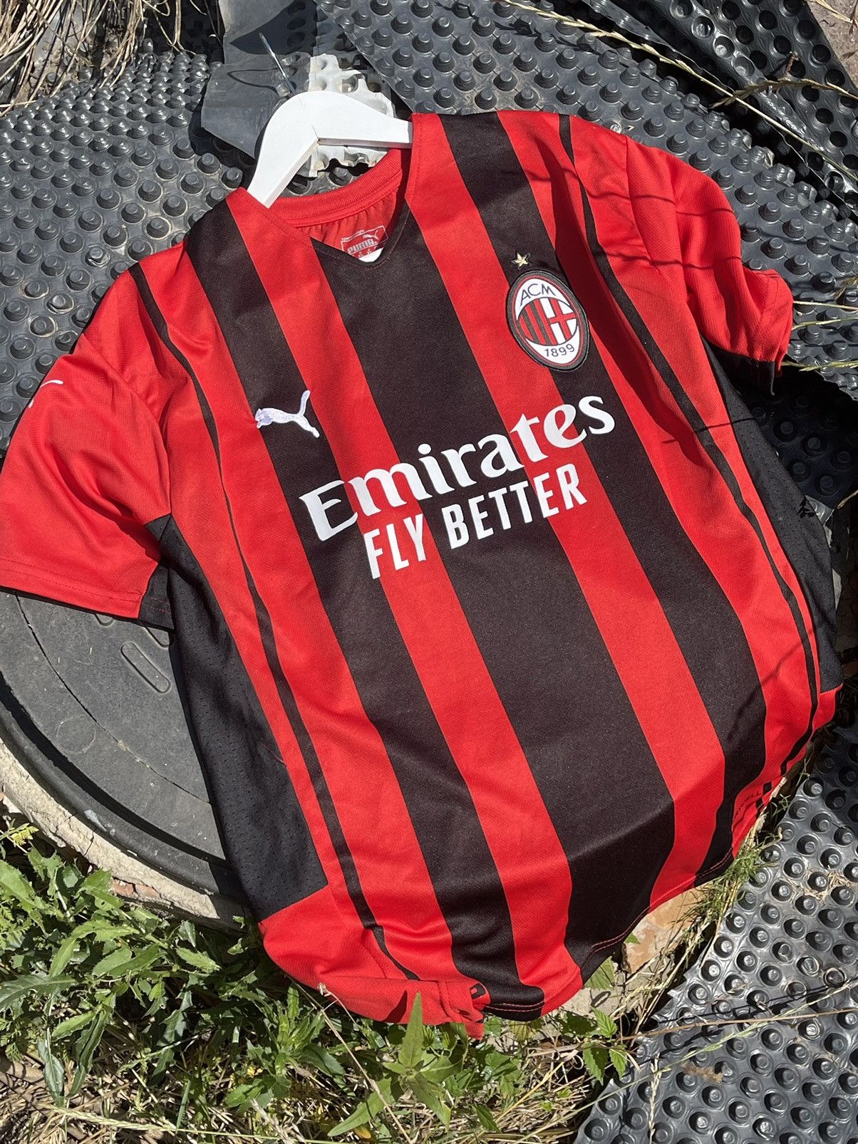 Puma 2021/2022 Puma Milan Ibrahimovic soccer jersey Size US XL / EU 56 / 4 - 16 Thumbnail