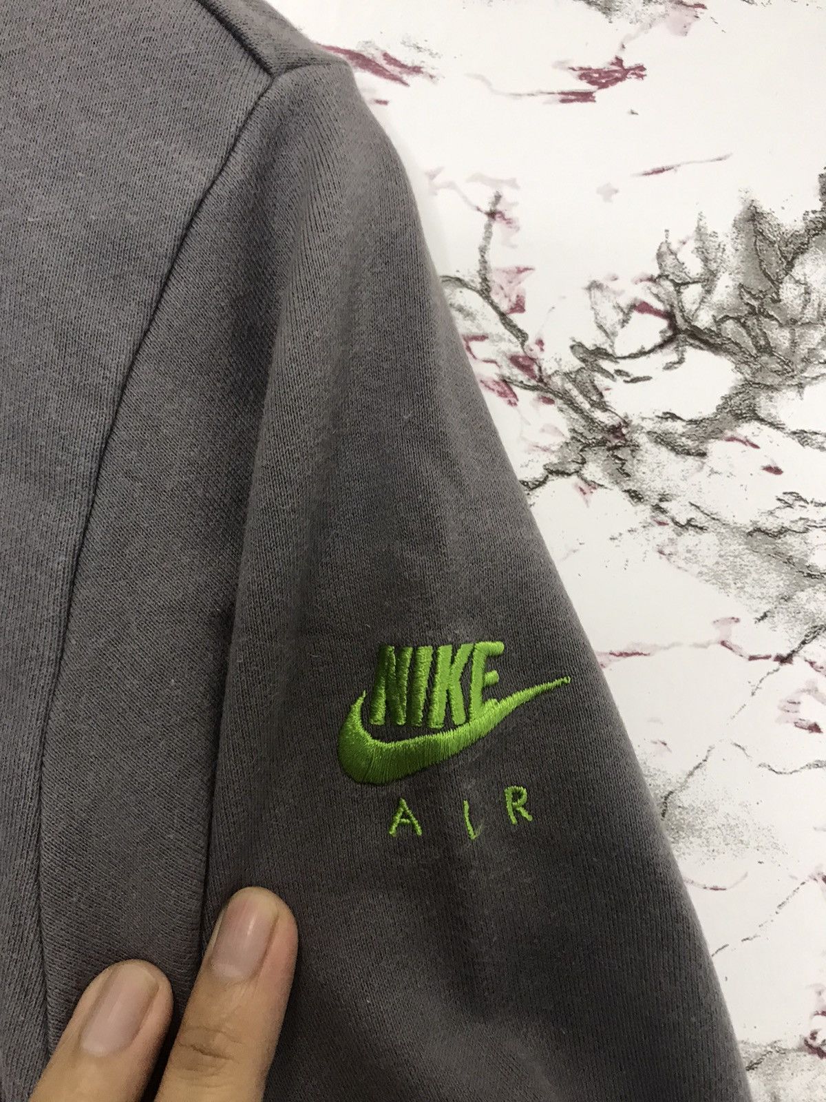 Nike Nike AirMax Spell Out Long Sleeve Size US M / EU 48-50 / 2 - 7 Thumbnail