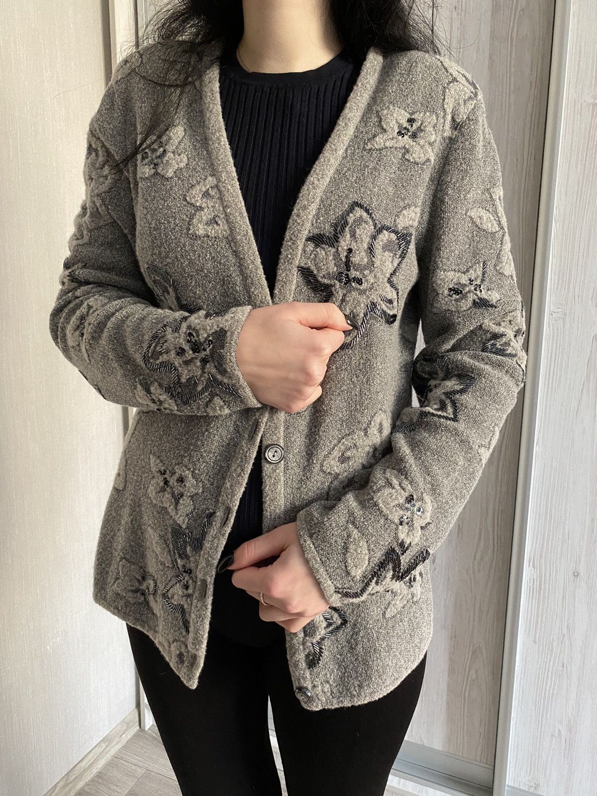 Escada Escada Wool Grey Flower Cardigan Size 40 Size S / US 4 / IT 40 - 1 Thumbnail