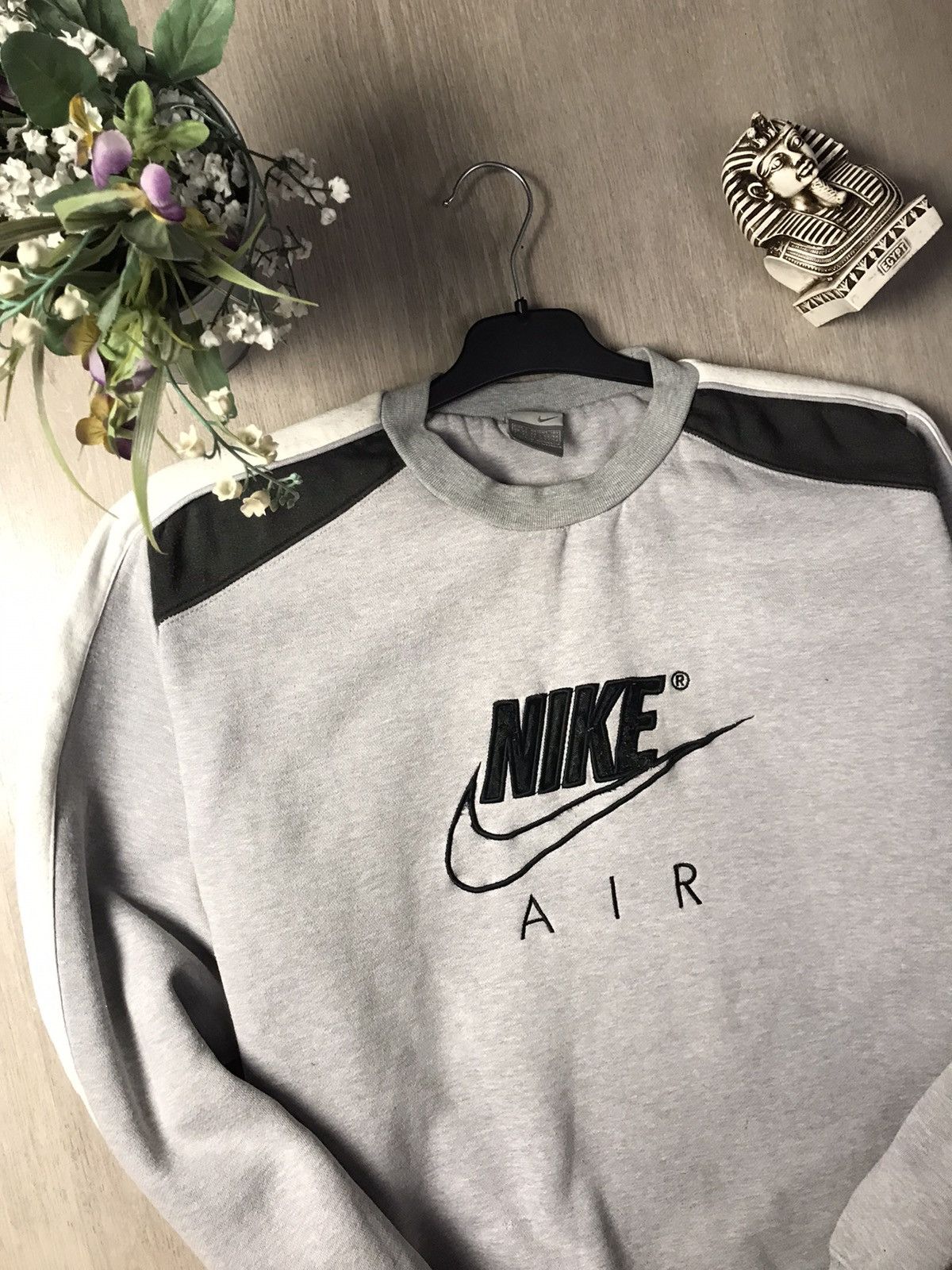 Nike × Vintage Vintage Nike Y2K big logo sweatshirt Size US L / EU 52-54 / 3 - 7 Thumbnail