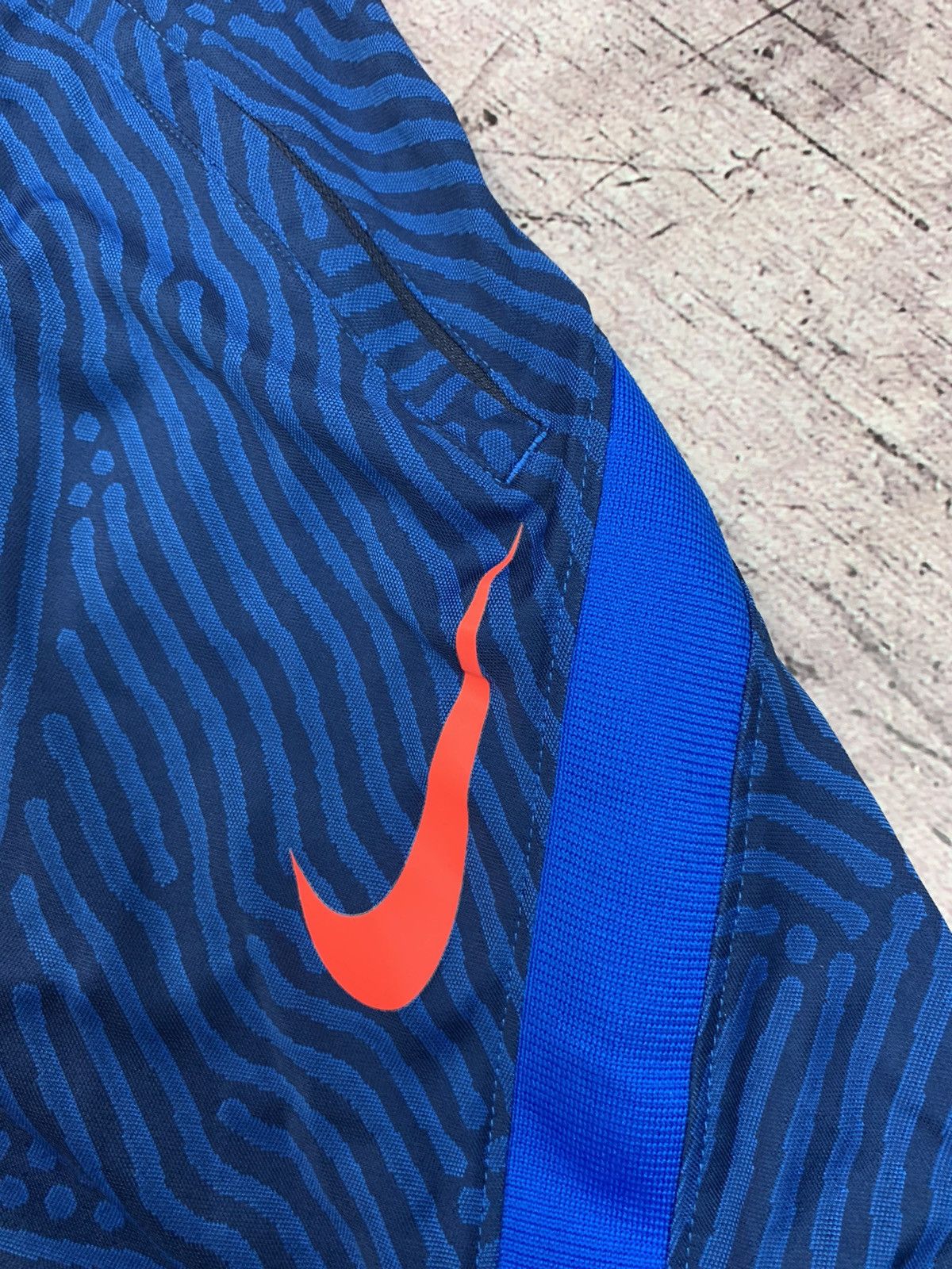 Nike × Vintage Nike Vintage Y2K Shorts Size US 36 / EU 52 - 4 Thumbnail