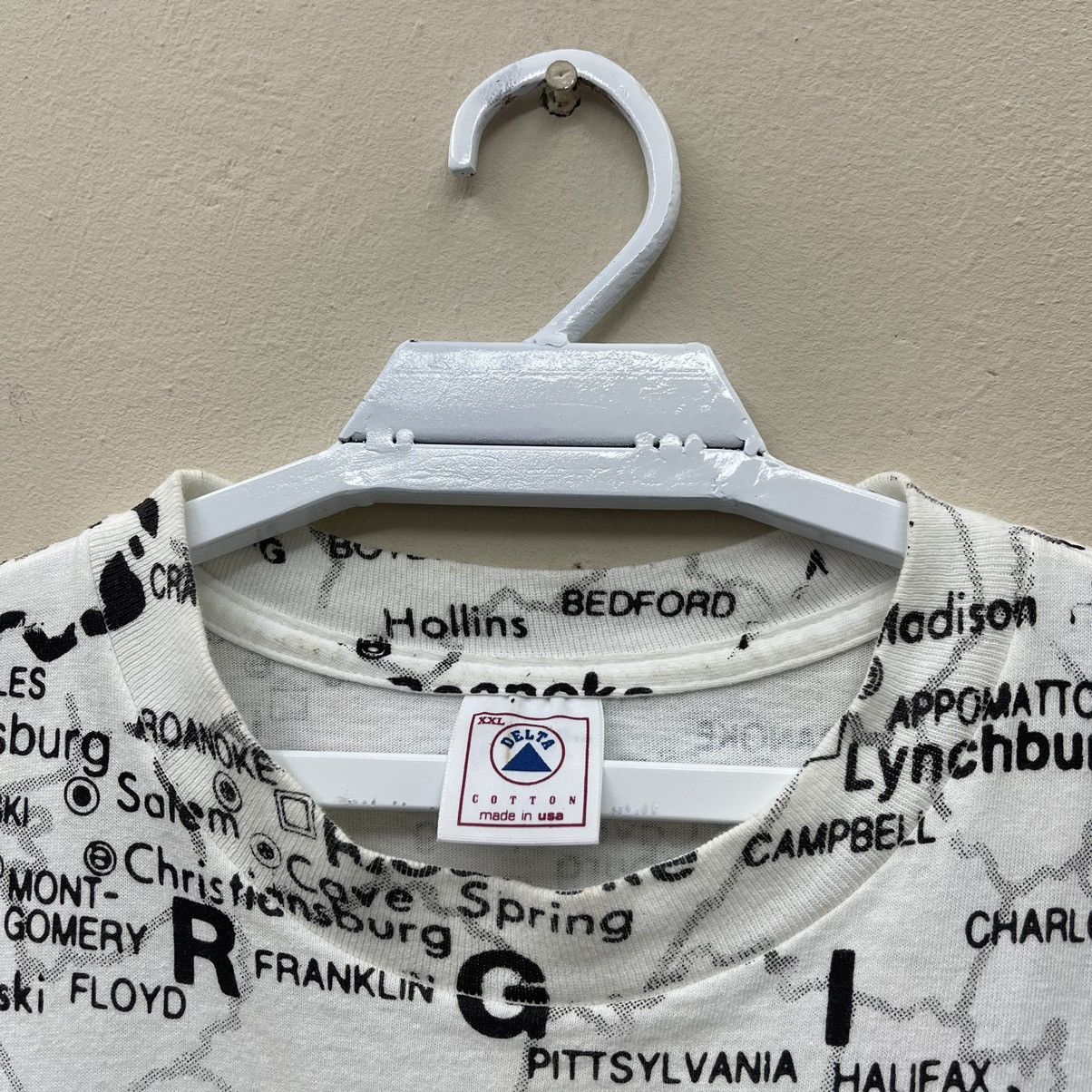 Vintage Vintage 90s North Carolina Map State All Over Print Shirt Size US XXL / EU 58 / 5 - 5 Thumbnail