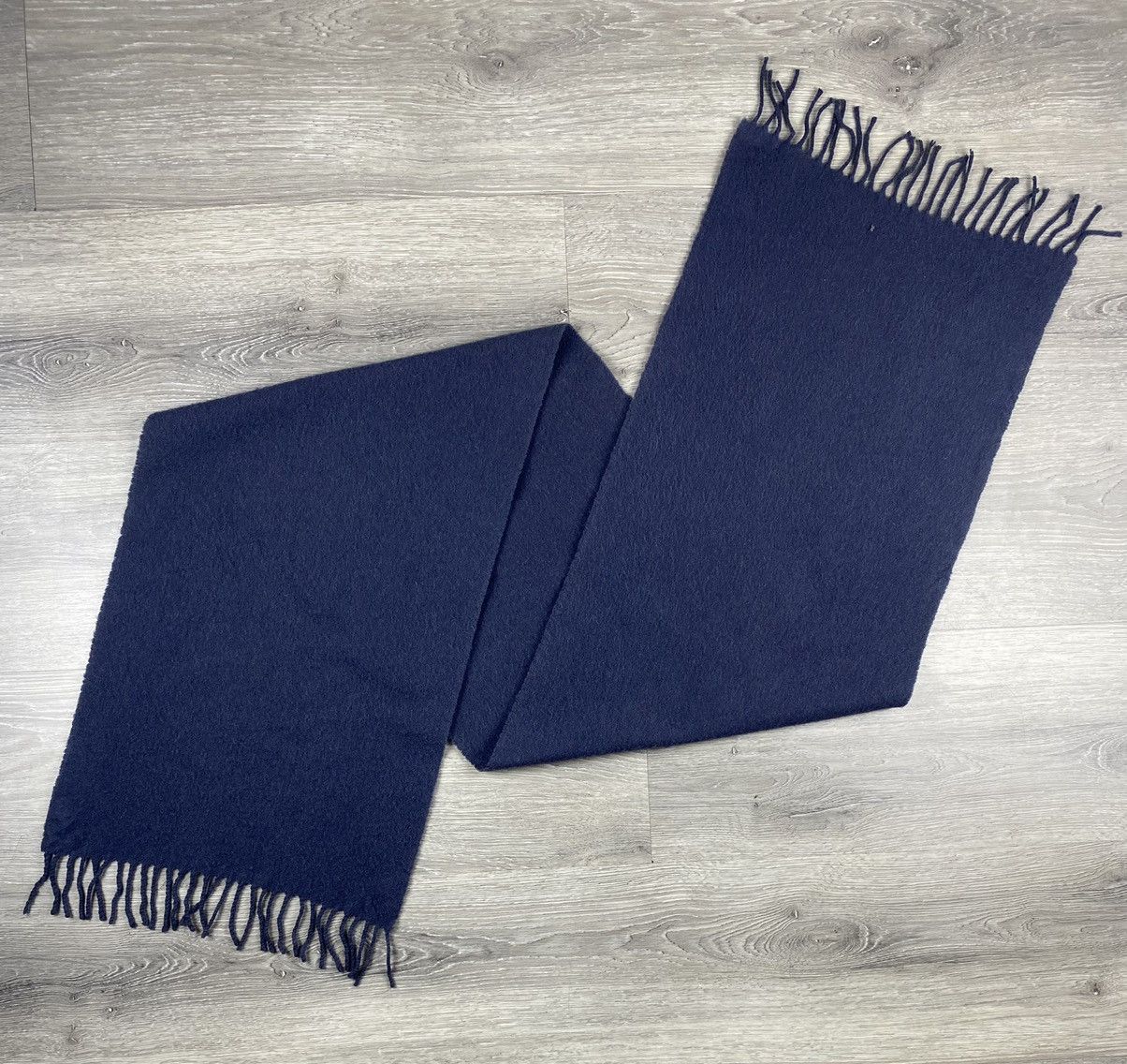 Burberry Burberry Cashmere Neckwear Scarf Mufler Made in Scotland Size ONE SIZE - 4 Thumbnail