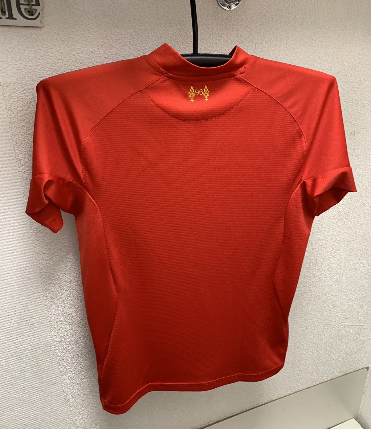 Warrior Liverpool warrior soccer jersey S size standard charted red Size US S / EU 44-46 / 1 - 5 Thumbnail