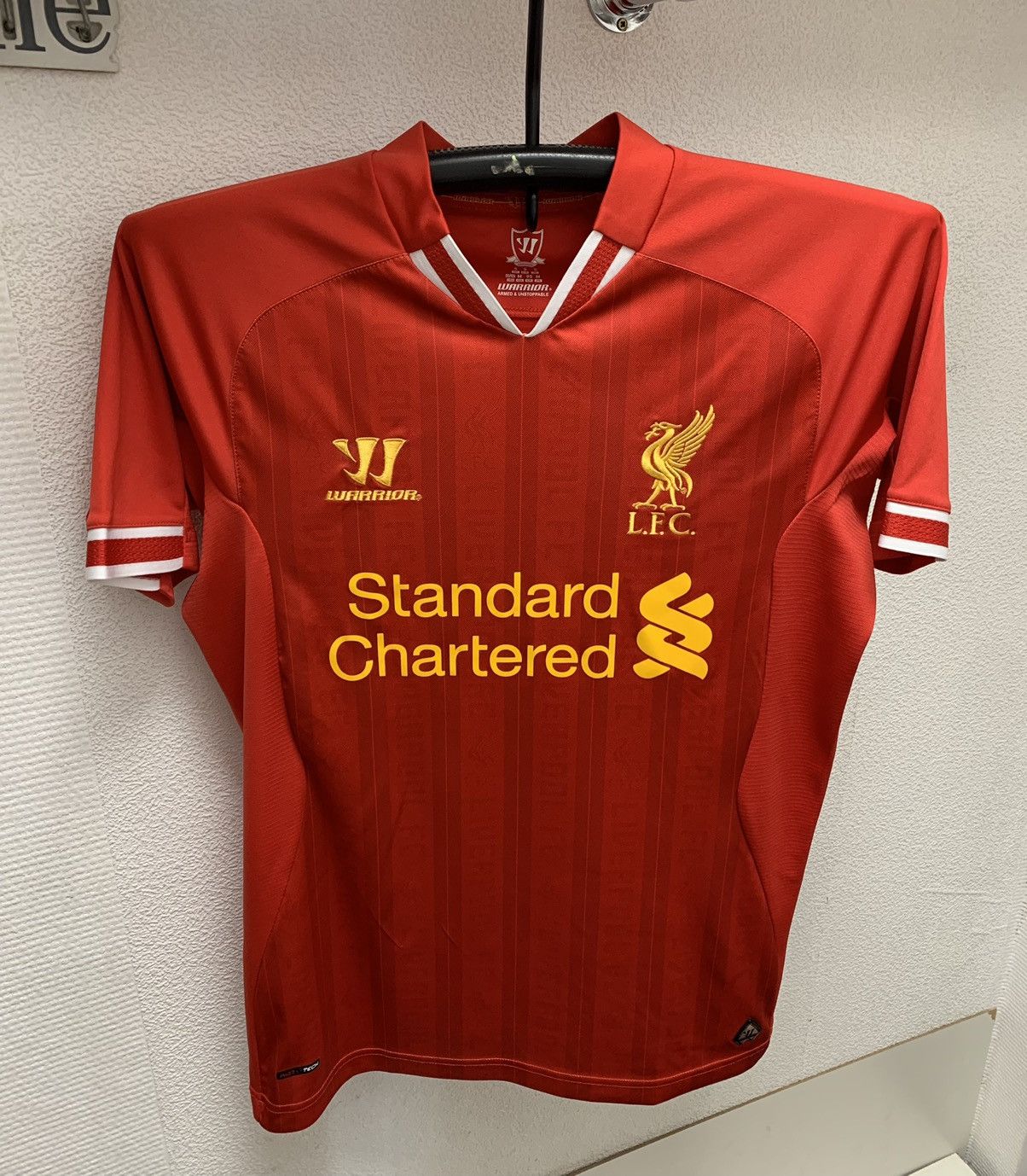 Warrior Liverpool warrior soccer jersey S size standard charted red Size US S / EU 44-46 / 1 - 1 Thumbnail