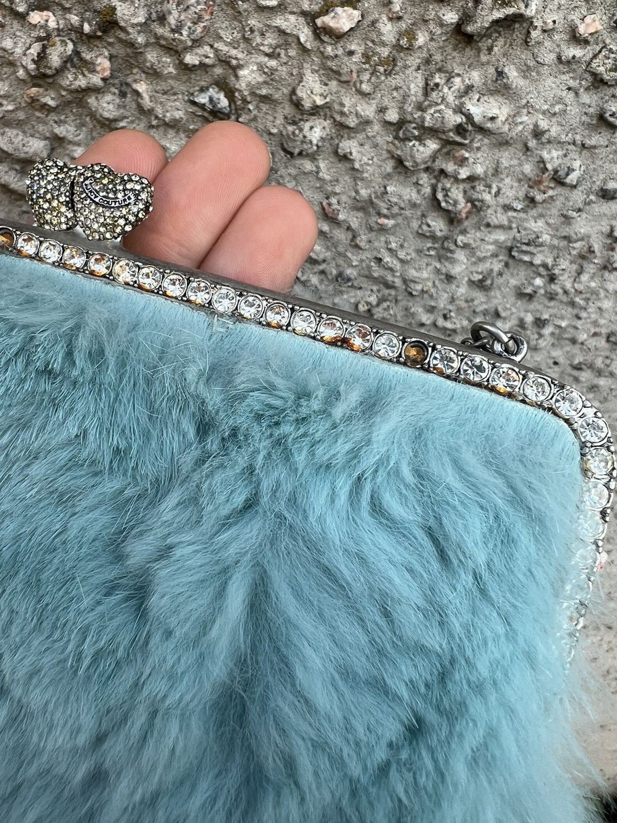 Hysteric Glamour × Juicy Couture Juicy Couture fur mini clutch bag Size ONE SIZE - 5 Thumbnail