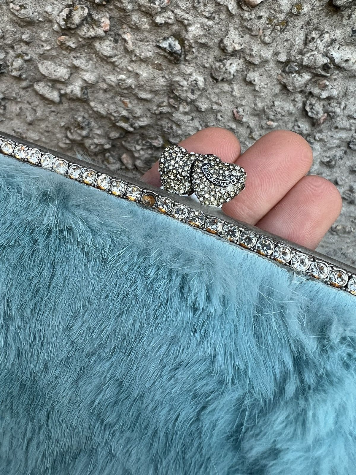 Hysteric Glamour × Juicy Couture Juicy Couture fur mini clutch bag Size ONE SIZE - 7 Thumbnail
