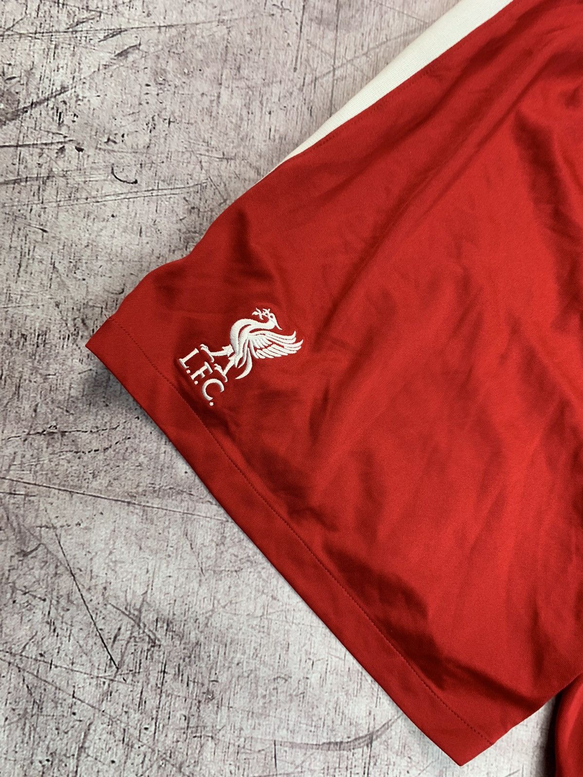 Nike Nike Liverpool Vintage Y2K Shorts Size US 34 / EU 50 - 3 Thumbnail