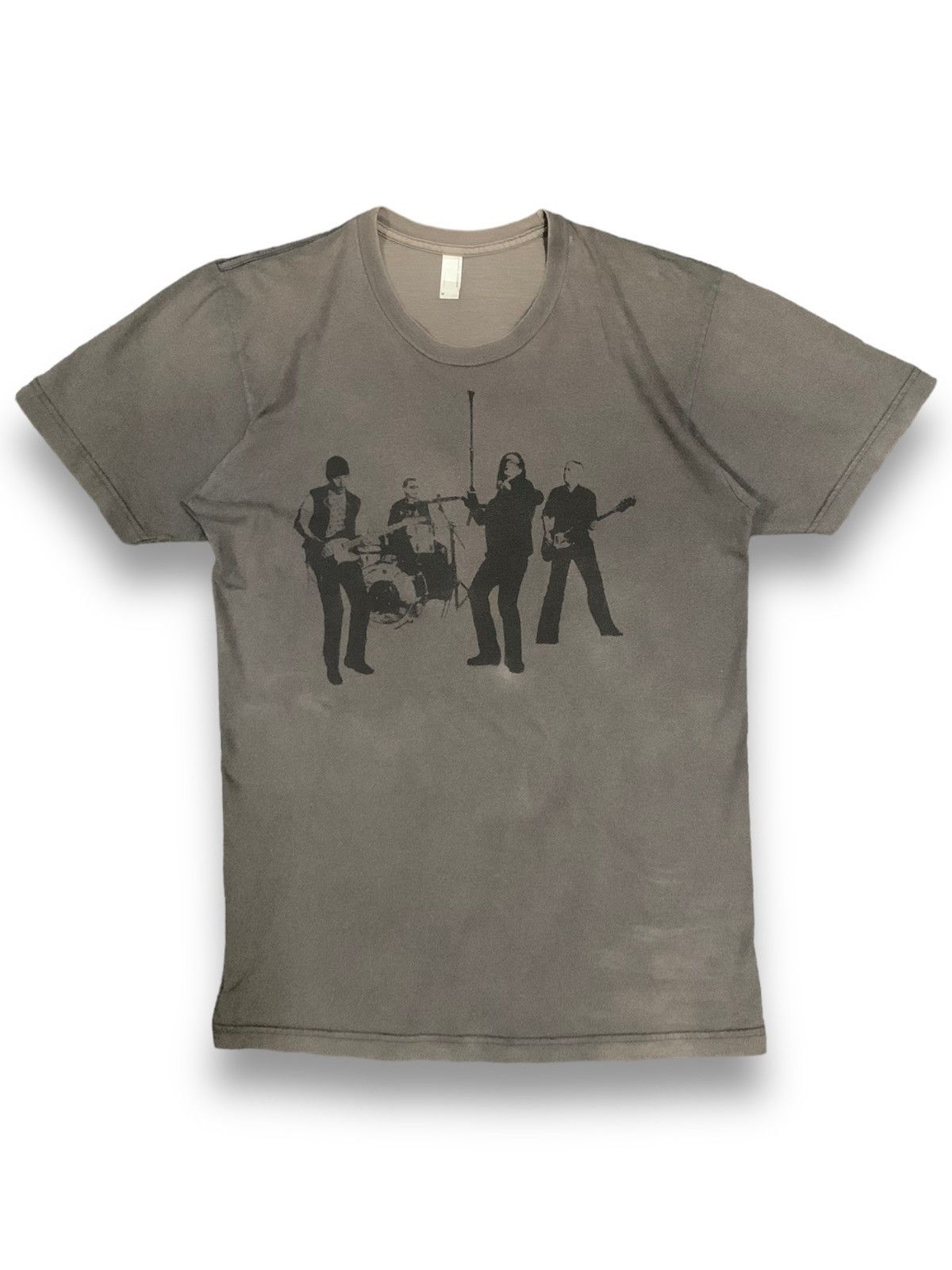 Band Tees Vintage Y2K U2 Vertigo 2006 Band Tour Sun Faded T-shirt Size US M / EU 48-50 / 2 - 1 Thumbnail