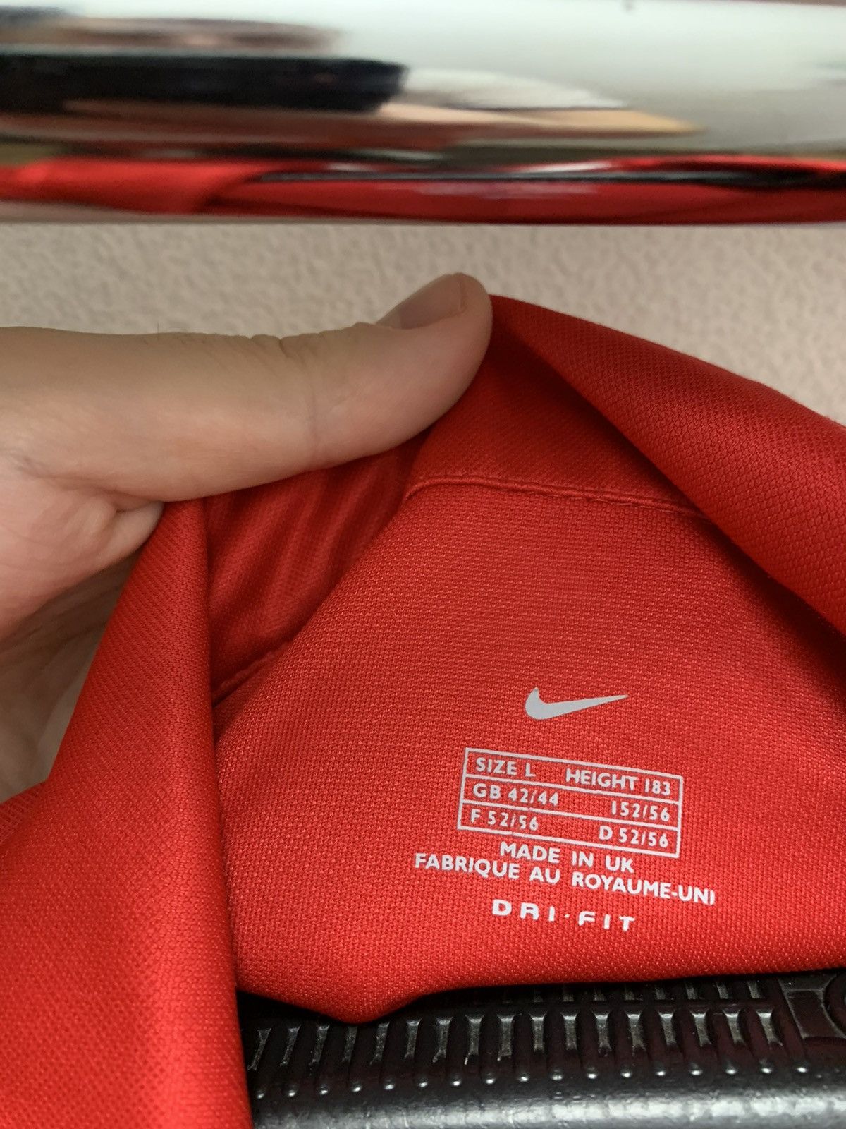 Nike Nike Tirol Innsbruck vintage soccer jersey L sz red Size US L / EU 52-54 / 3 - 6 Thumbnail