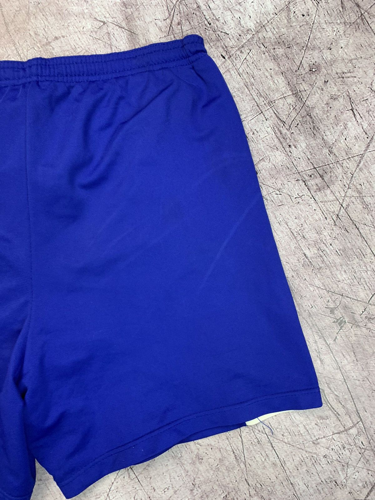 Adidas × Vintage Adidas Vintage Nylon Shorts Size US 34 / EU 50 - 8 Thumbnail