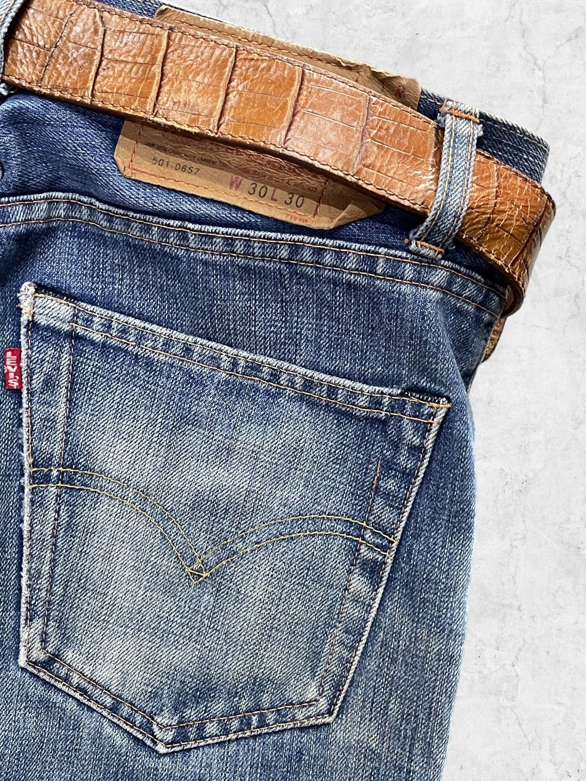 LVC × Levi's × Vintage Vtg 90s Levi’s 501 0657 Big E Selvedge Jeans & Leather Belt Size US 30 / EU 46 - 11 Thumbnail