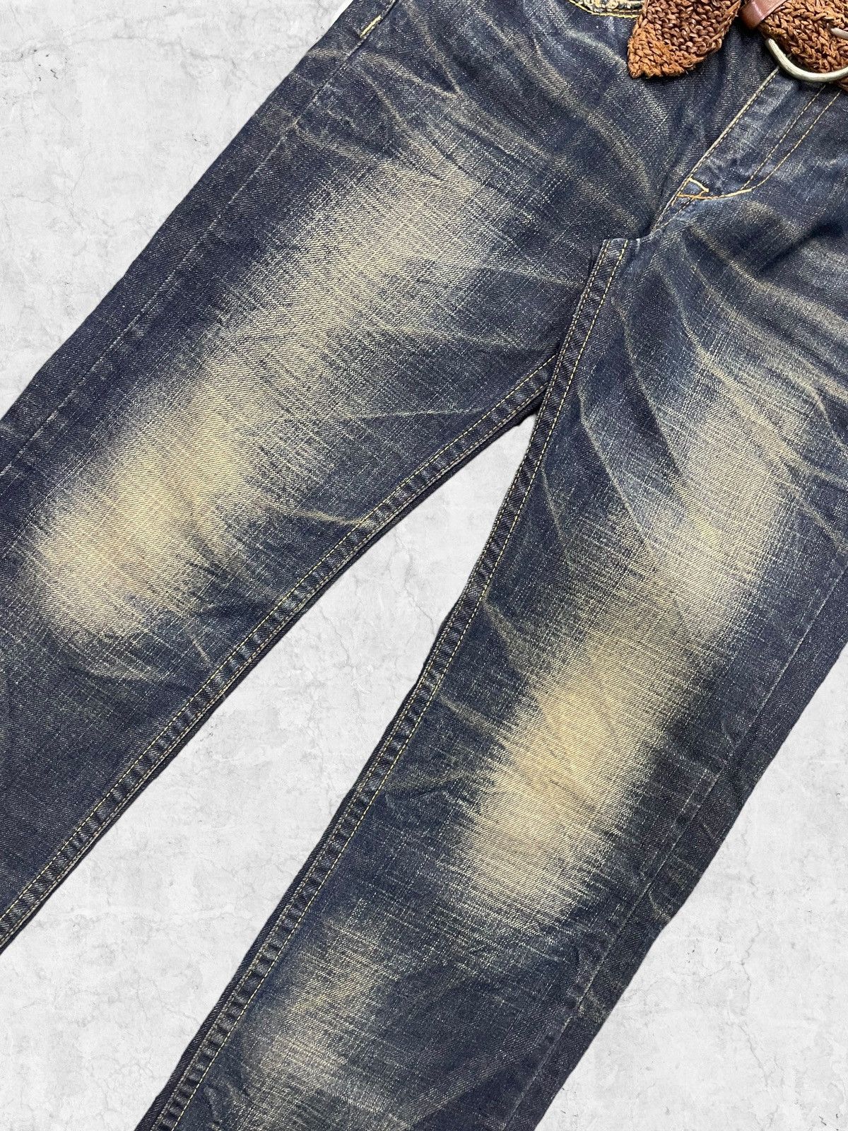 Redpepper Japan Embroidered Angel Wings Mud Jeans With Belt