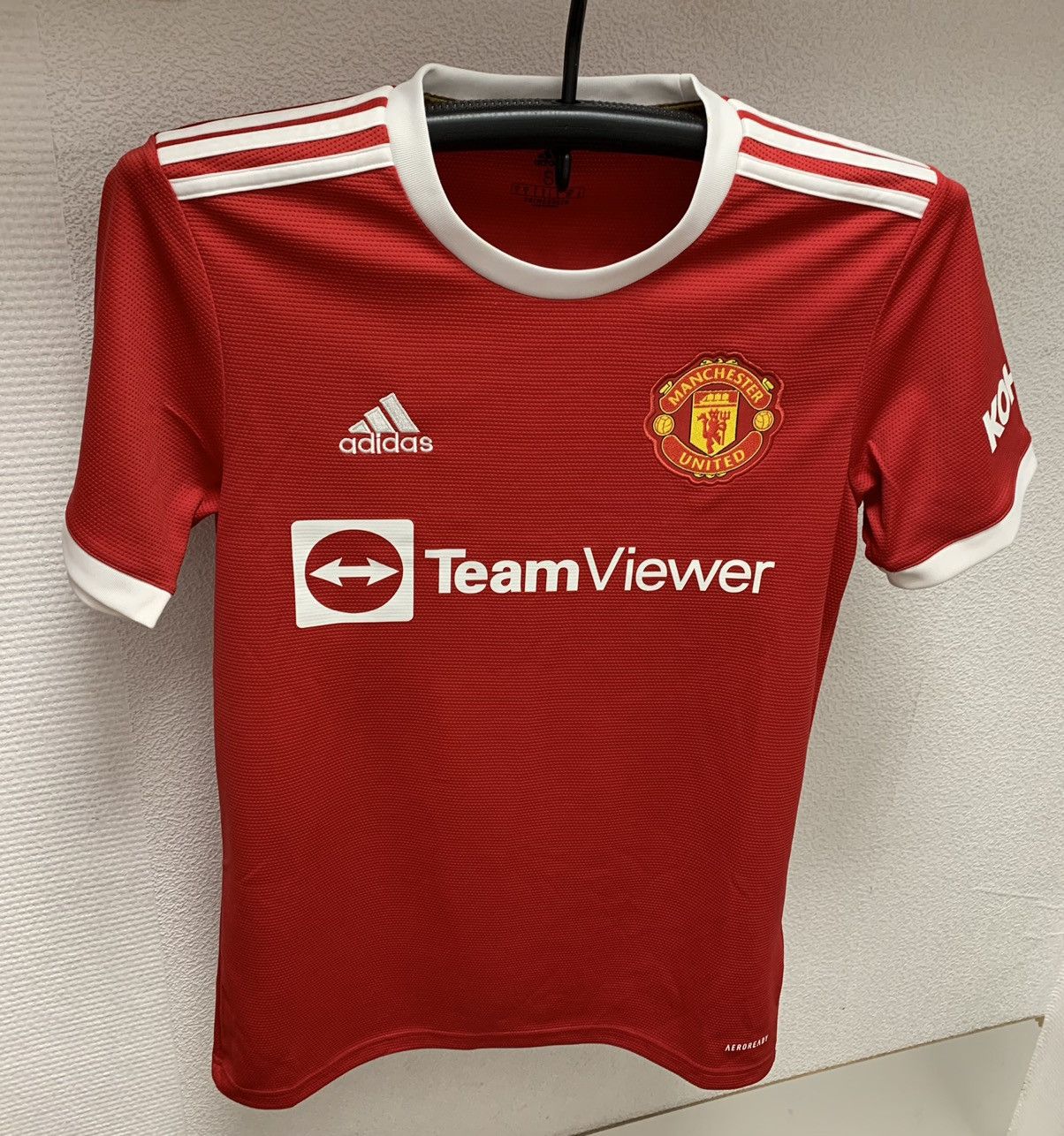 Adidas Manchester United Adidas soccer jersey team viewer S 2021 Size US S / EU 44-46 / 1 - 1 Thumbnail