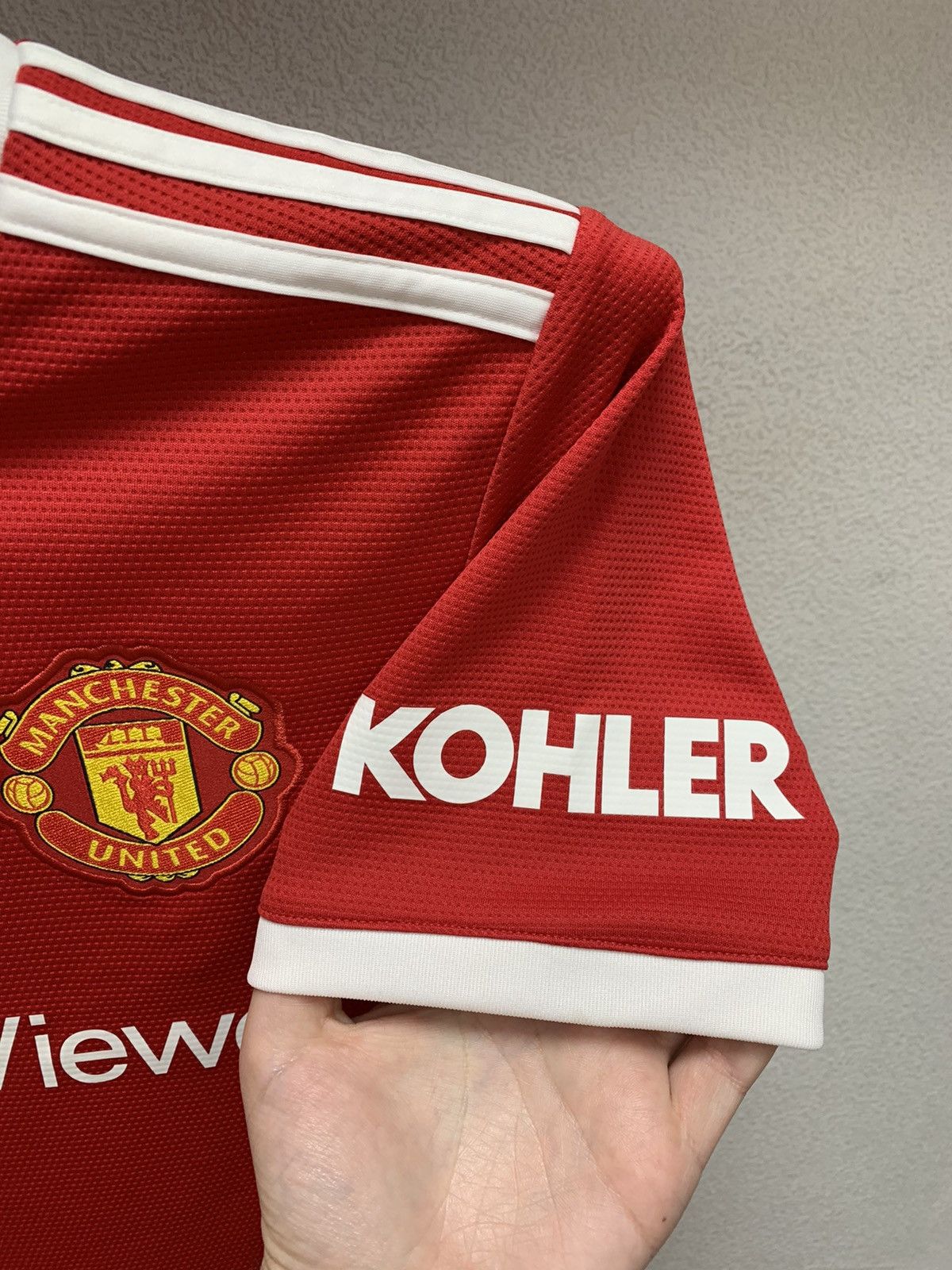 Adidas Manchester United Adidas soccer jersey team viewer S 2021 Size US S / EU 44-46 / 1 - 5 Thumbnail