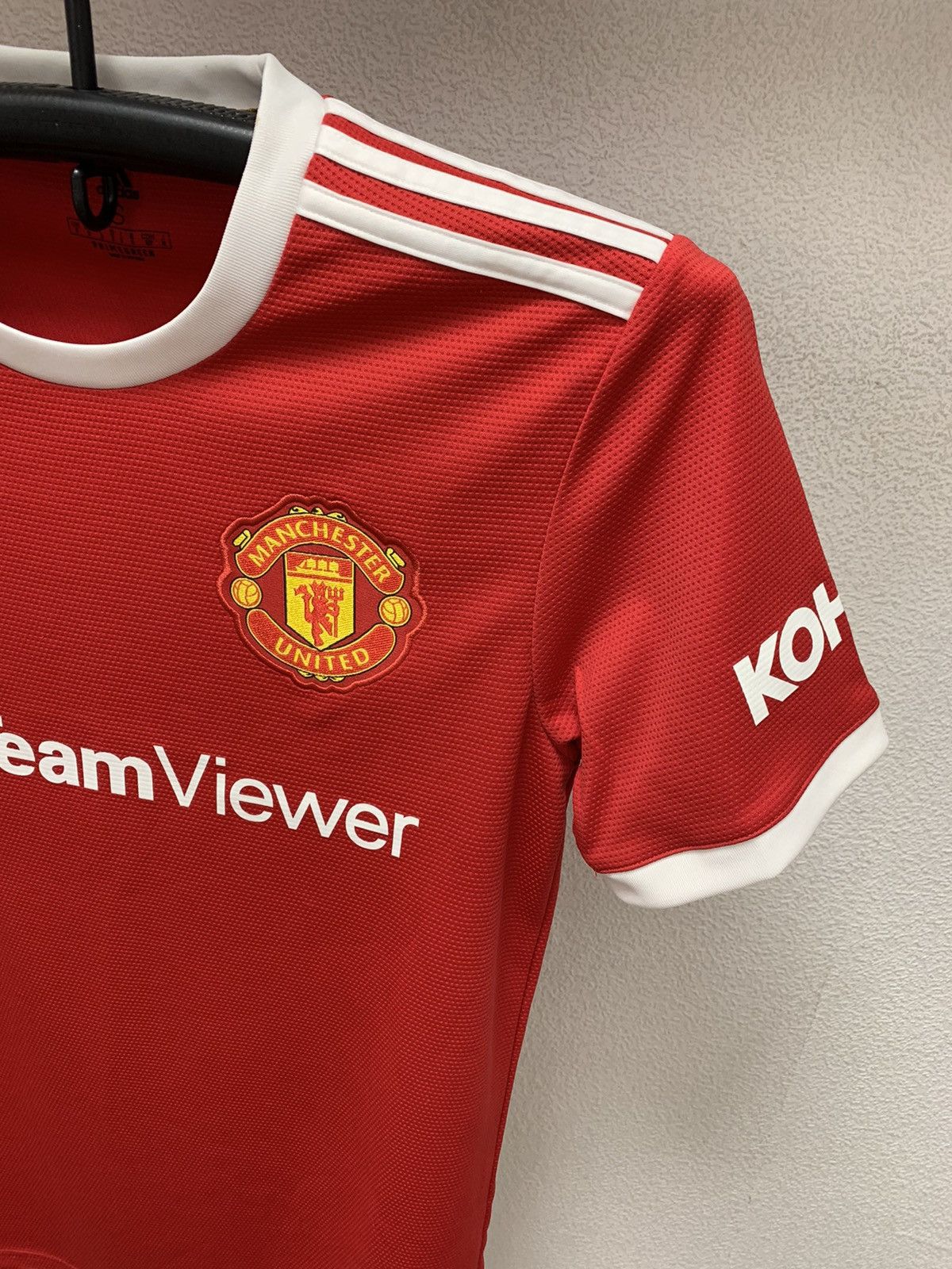 Adidas Manchester United Adidas soccer jersey team viewer S 2021 Size US S / EU 44-46 / 1 - 4 Thumbnail