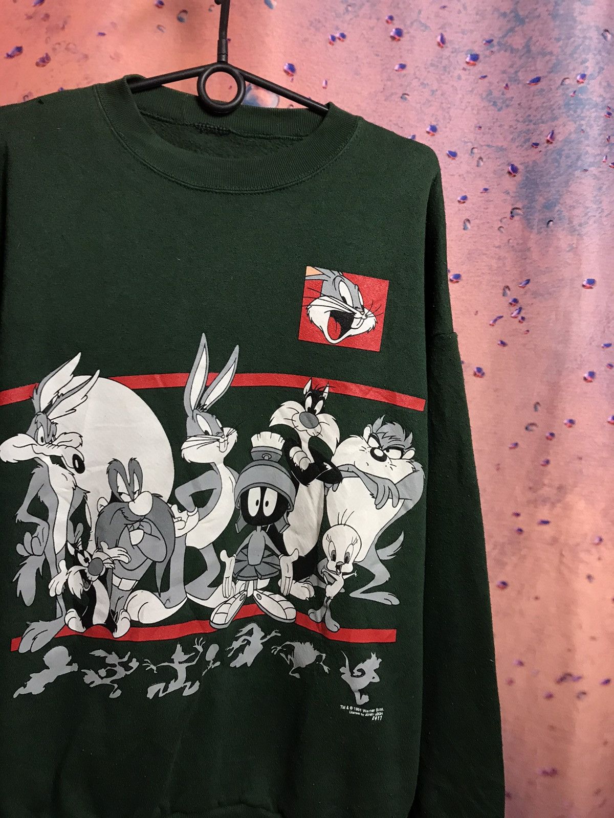 Sweat Vintage Looney Tunes 'Give Me Some Space' 1996, Warner Brothers, Taille M
