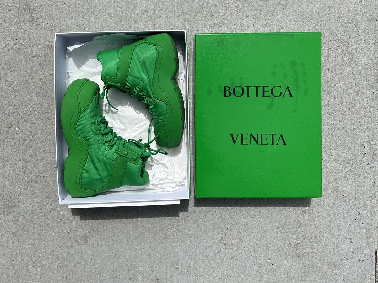 Bottega Veneta Green Puddle Bomber Boots size 42