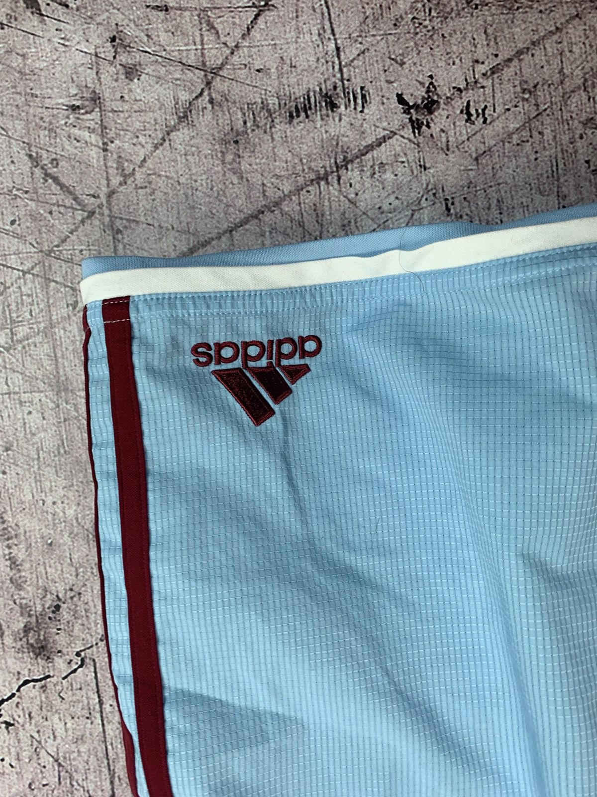 Adidas Adidas Vintage West Ham United Shorts Size US 34 / EU 50 - 6 Thumbnail