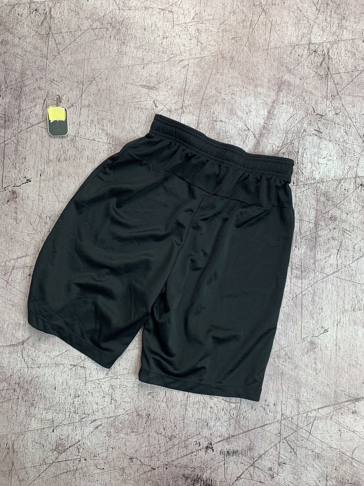 Nike Vintage Nike Y2K Hype Shorts Size US 30 / EU 46 - 2 Thumbnail