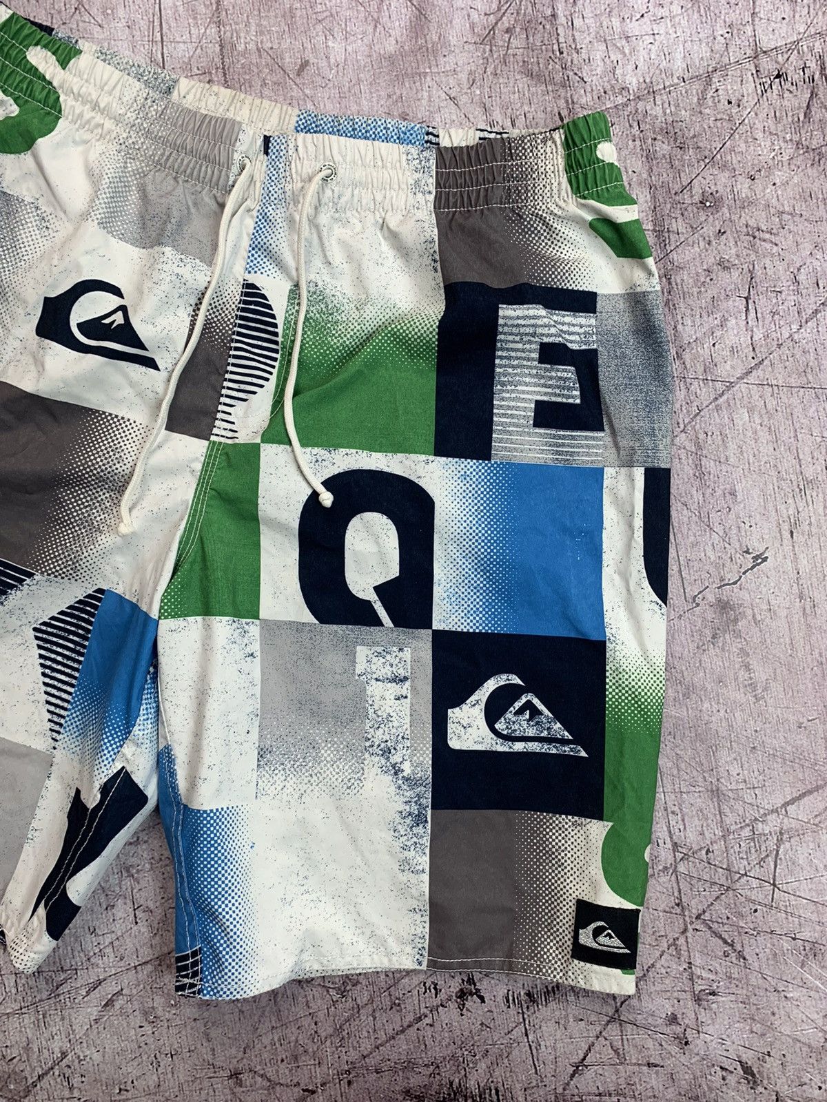 Quiksilver × Vintage Quiksilver Vintage Mens Surf Style Shorts Size US 34 / EU 50 - 7 Thumbnail
