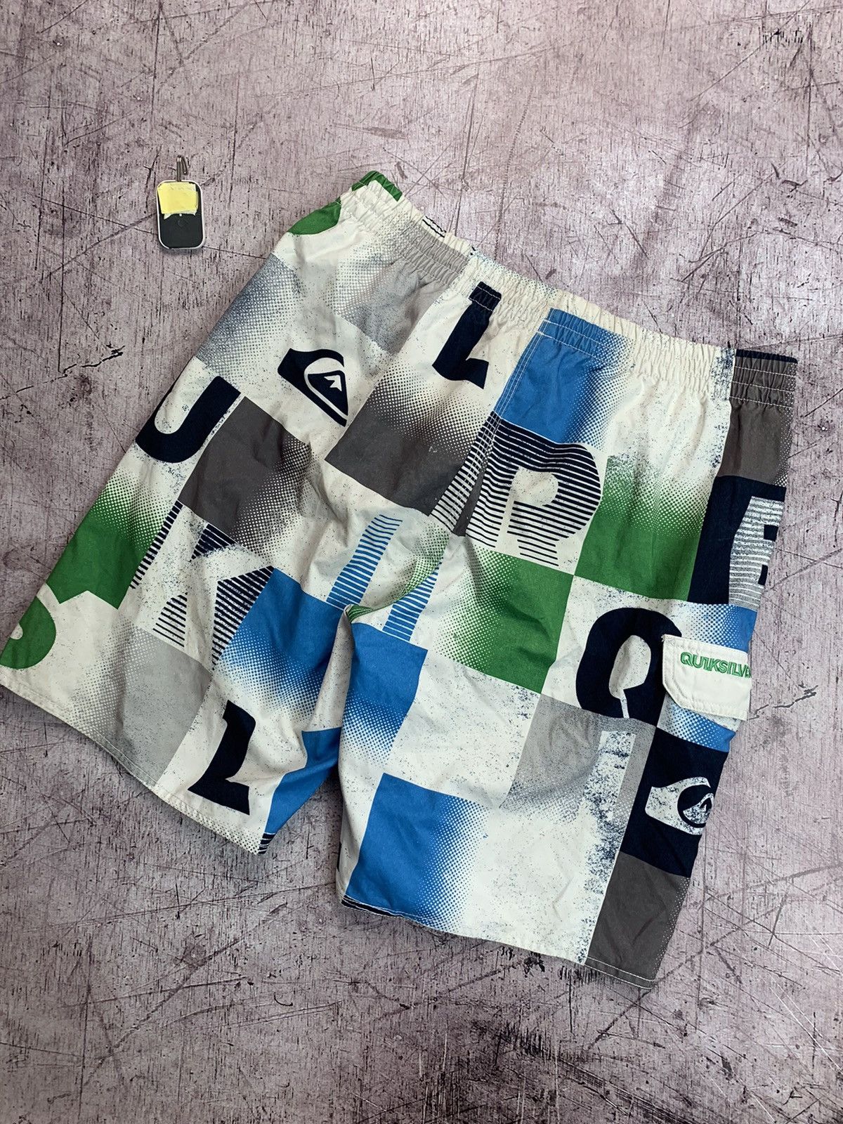 Quiksilver × Vintage Quiksilver Vintage Mens Surf Style Shorts Size US 34 / EU 50 - 2 Thumbnail