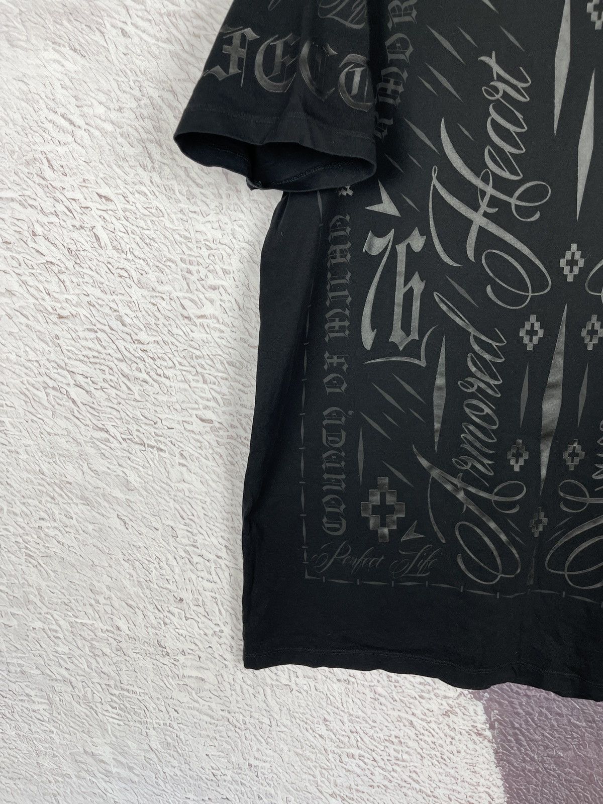 Marcelo Burlon Marcelo Burlon perfection armored fleart all print tee shirt Size US L / EU 52-54 / 3 - 6 Thumbnail