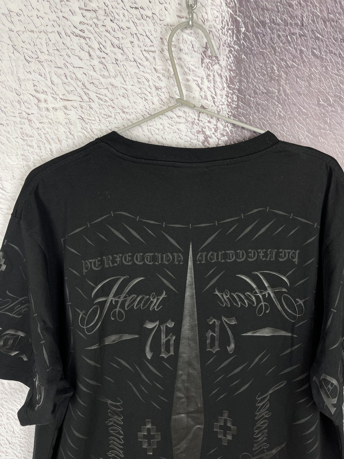 Marcelo Burlon Marcelo Burlon perfection armored fleart all print tee shirt Size US L / EU 52-54 / 3 - 15 Thumbnail