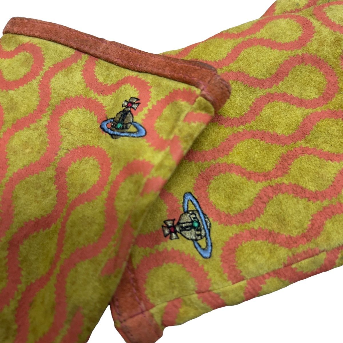 Genuine Leather Vivienne Westwood Vintage 90s Squiggle Print Leather Gloves Size ONE SIZE - 3 Thumbnail