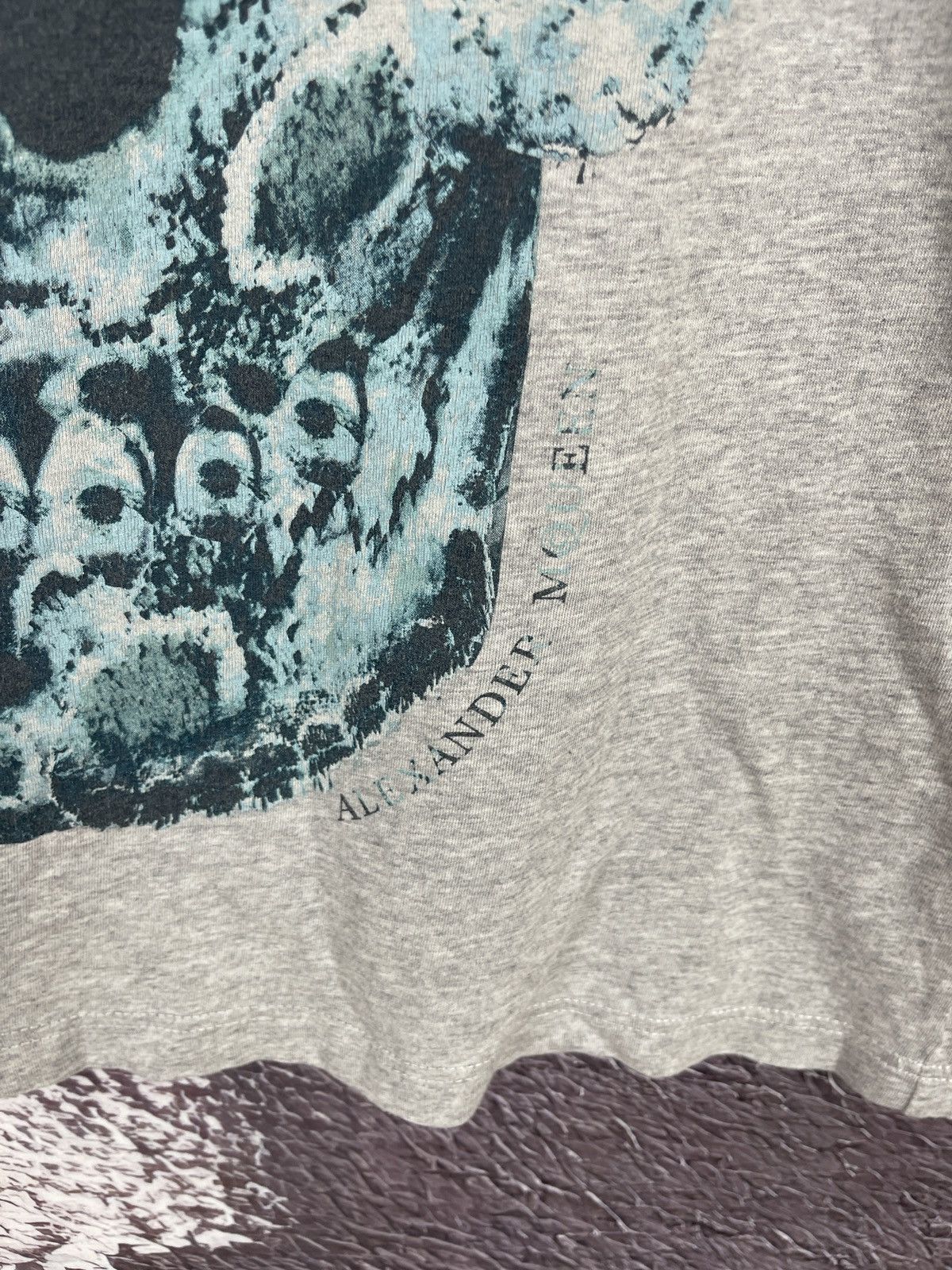 Alexander McQueen Alexander McQueen made in Italy grey big skull tee shirt Size US M / EU 48-50 / 2 - 5 Thumbnail