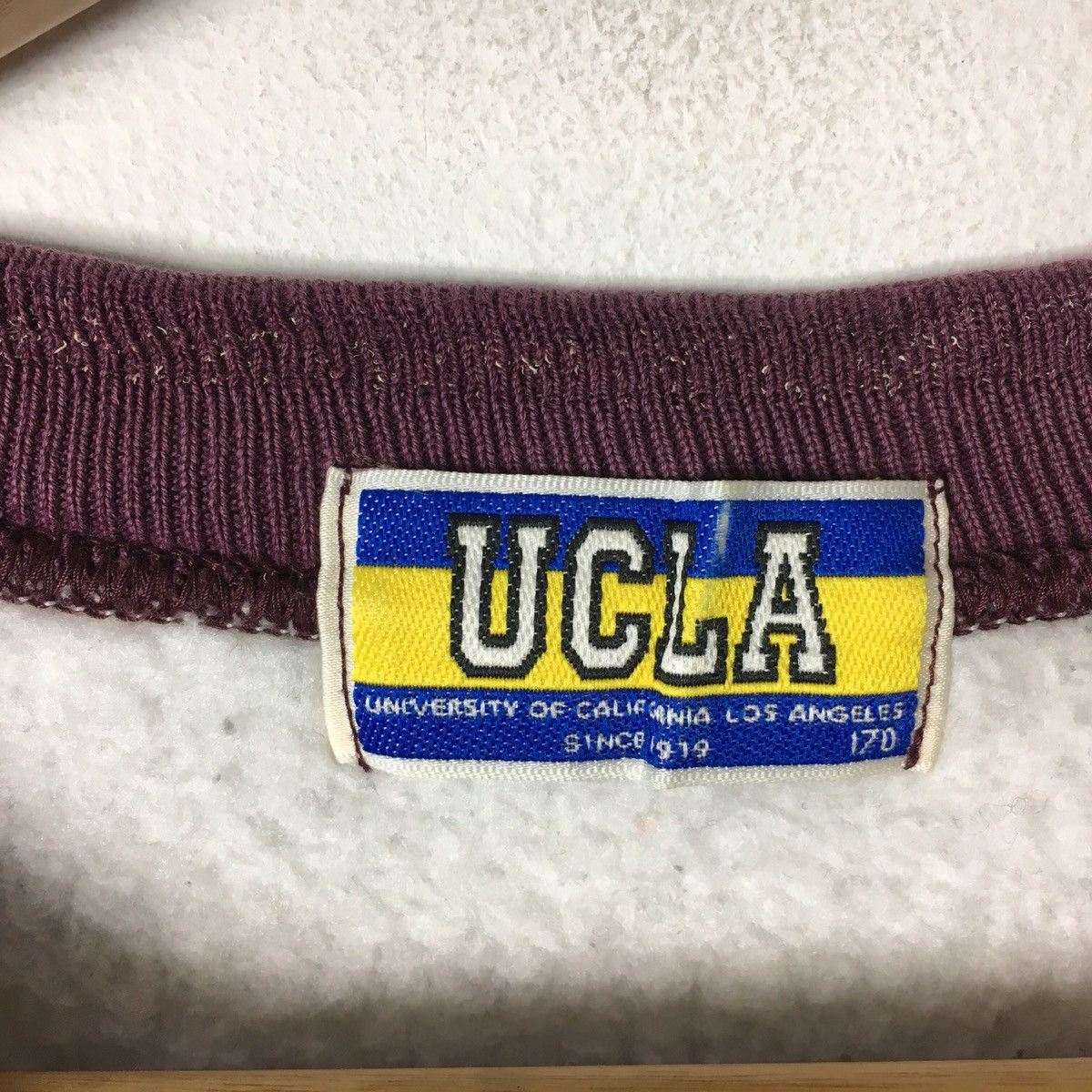 Vintage Vintage UCLA Bruins Big Logo Sweatshirt Pullover Jumper Size US M / EU 48-50 / 2 - 4 Thumbnail
